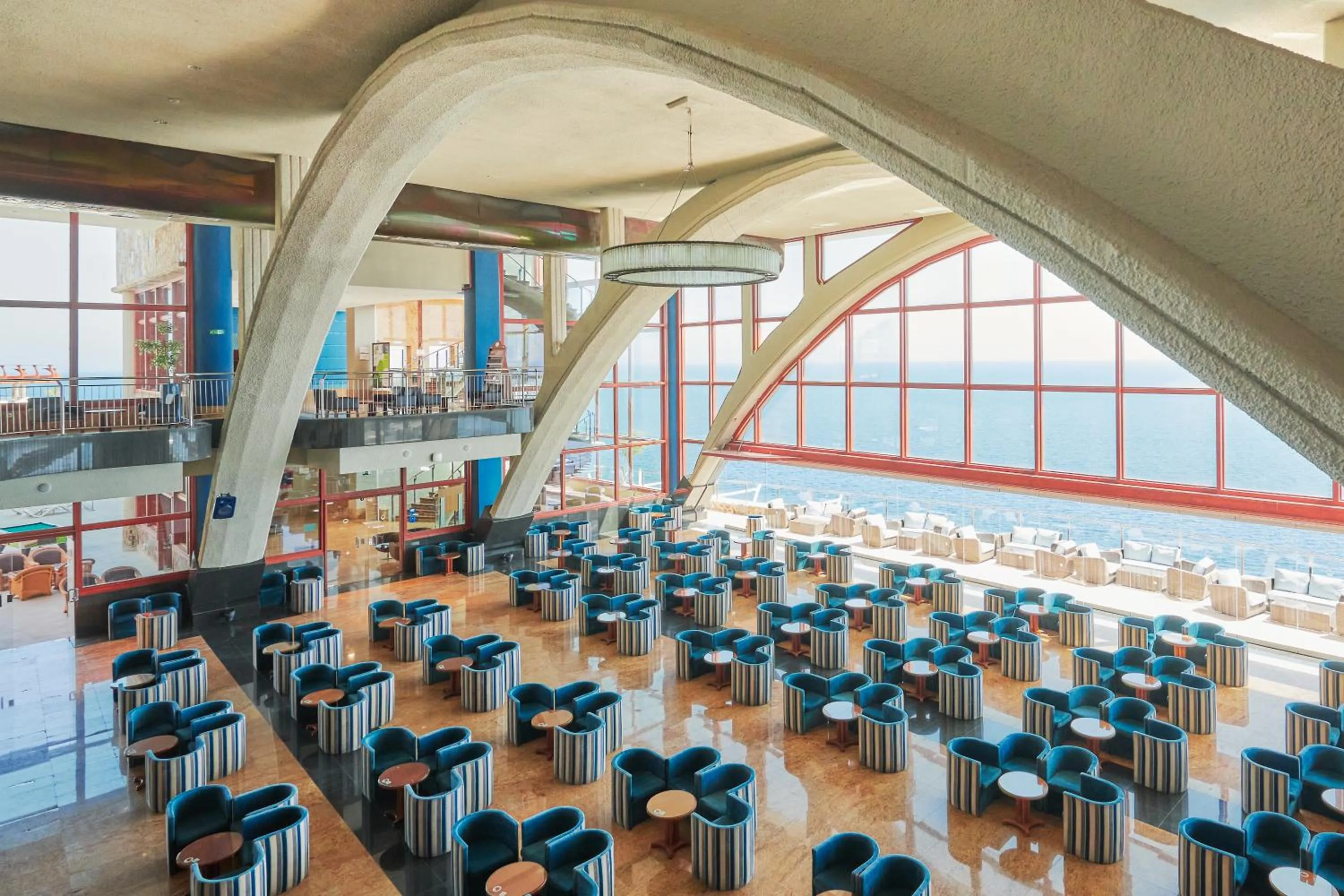 Lounge or bar in Gloria Palace Amadores Thalasso & Hotel