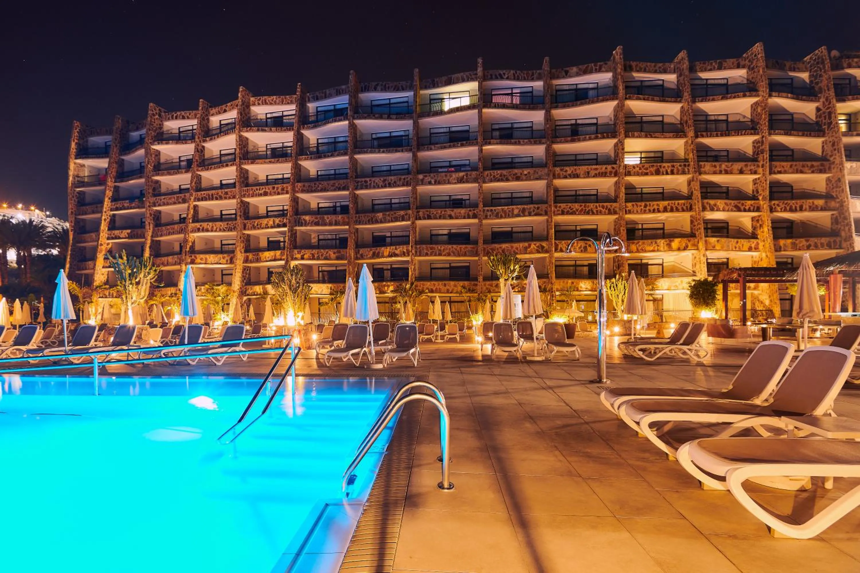 Swimming pool in Gloria Palace Amadores Thalasso & Hotel