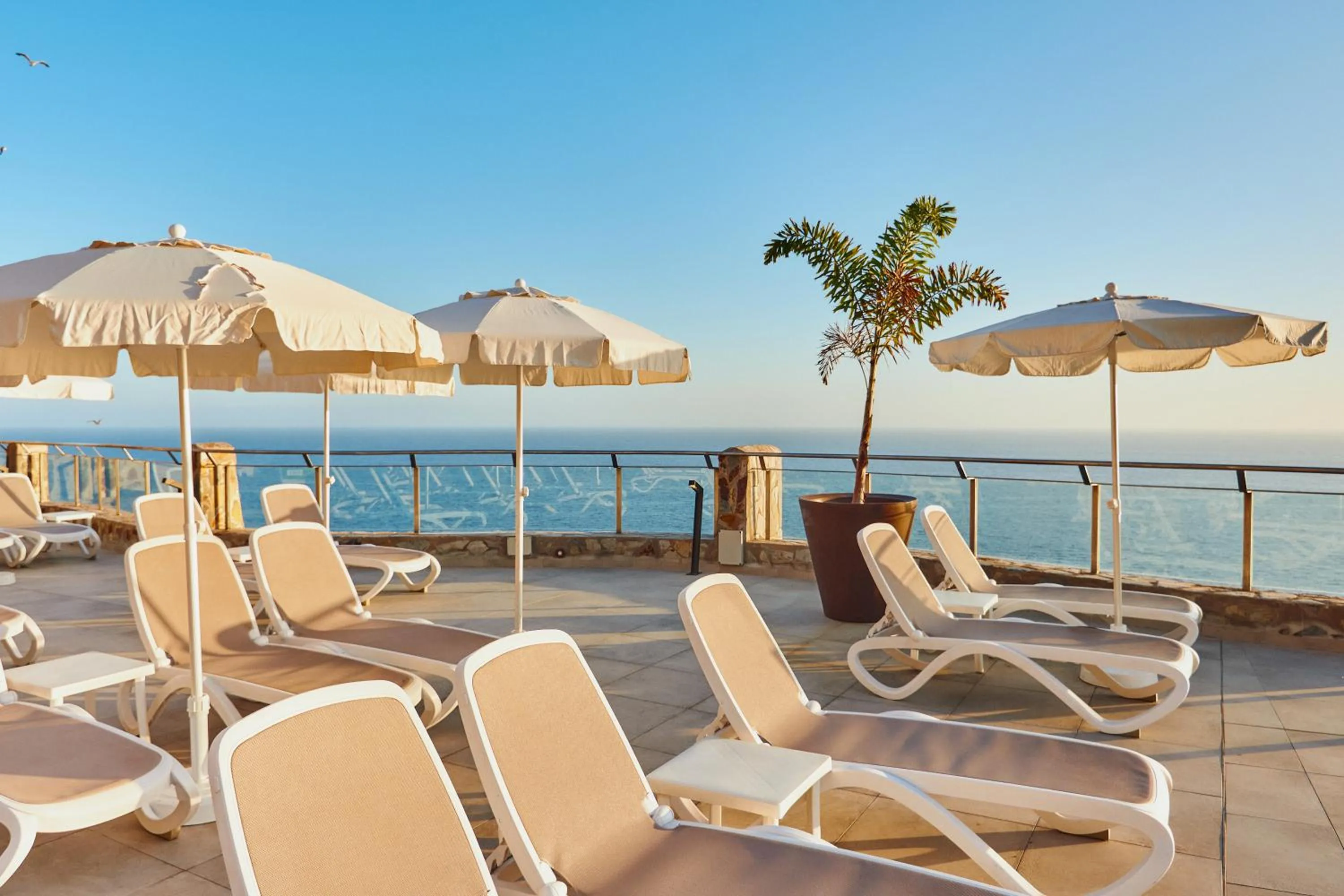 Swimming pool in Gloria Palace Amadores Thalasso & Hotel