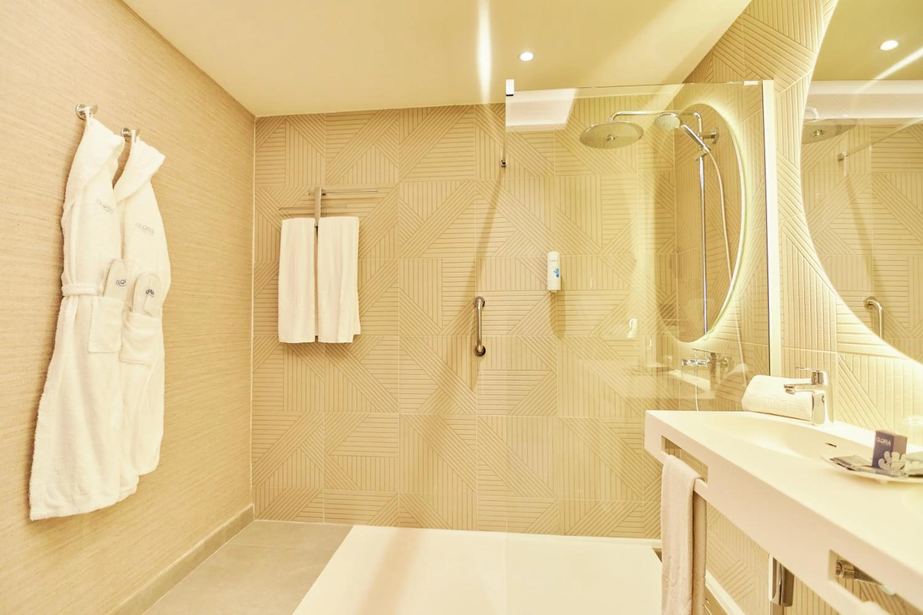 Bathroom in Gloria Palace Amadores Thalasso & Hotel