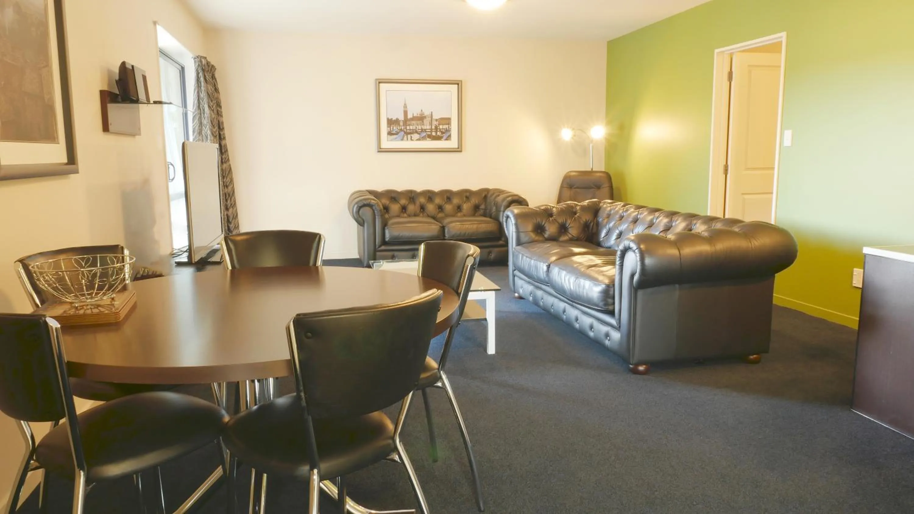 Living room in Randolph Motel Apartments