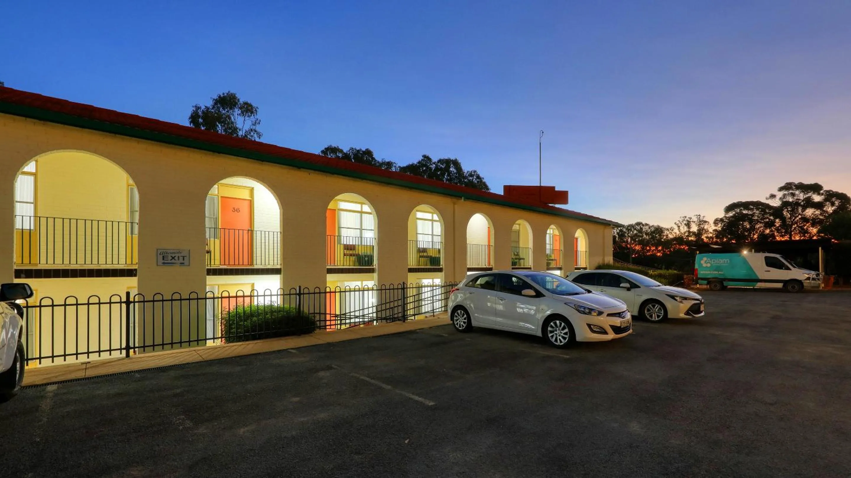 Bishops Lodge Narrandera