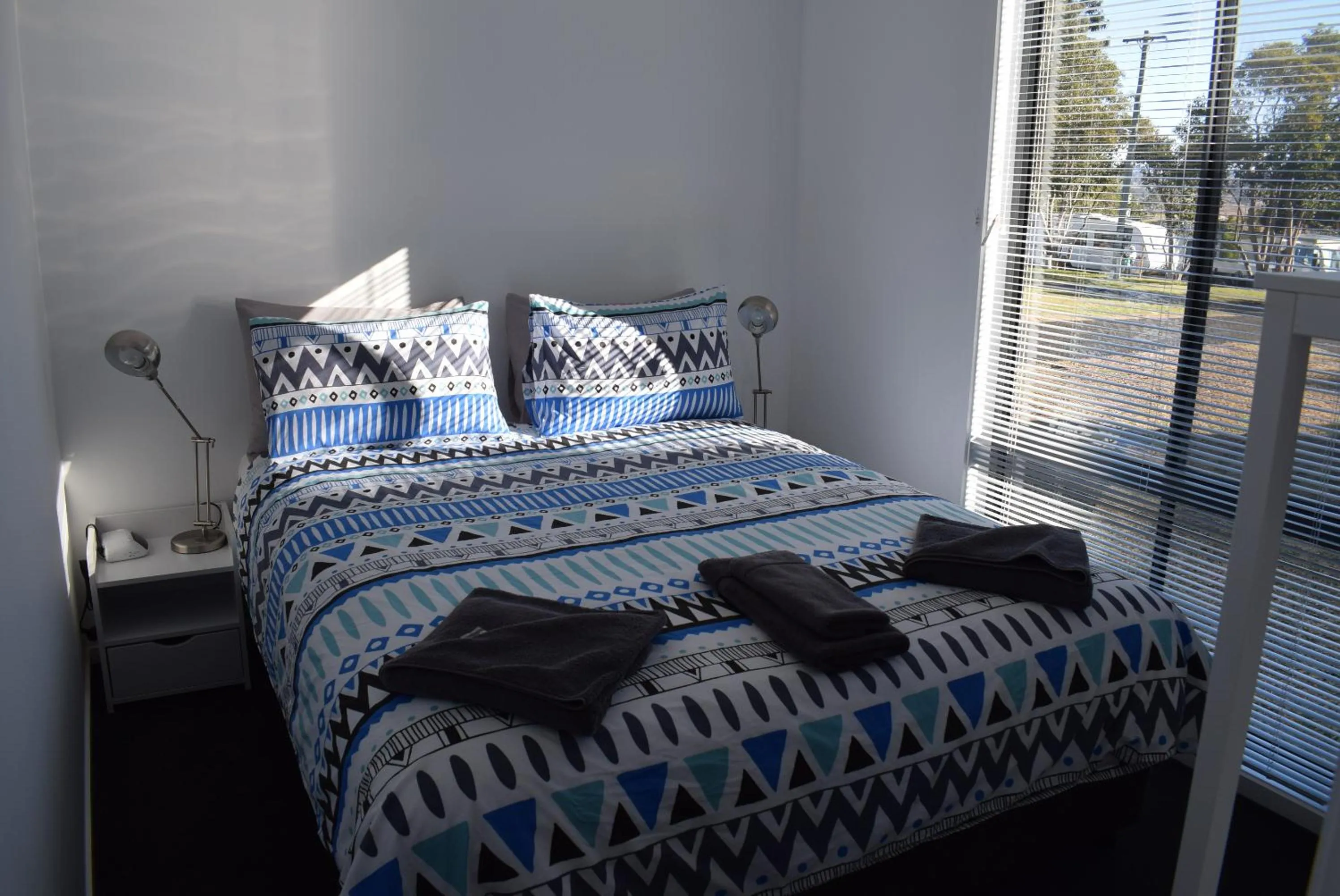 Bedroom, Bed in Bega Caravan Park