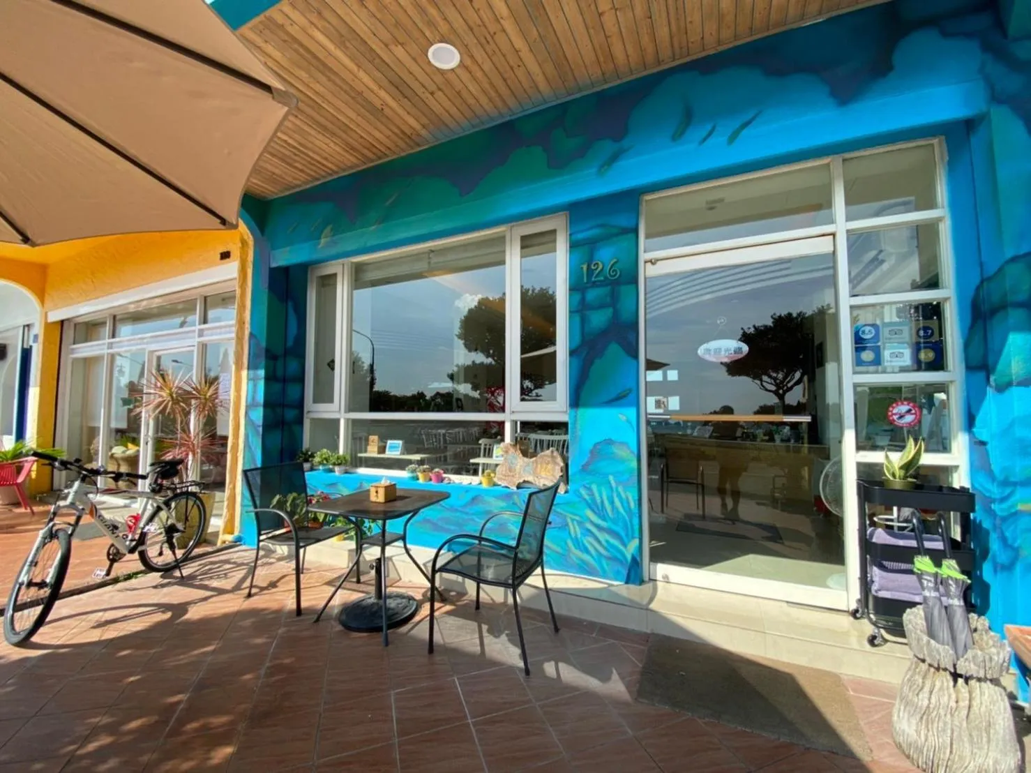 Patio in LoveSea 126 Beach Inn