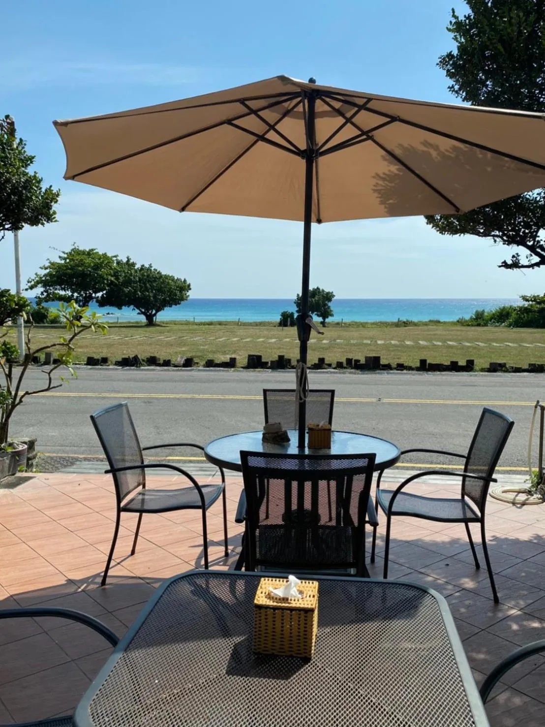 Patio in LoveSea 126 Beach Inn