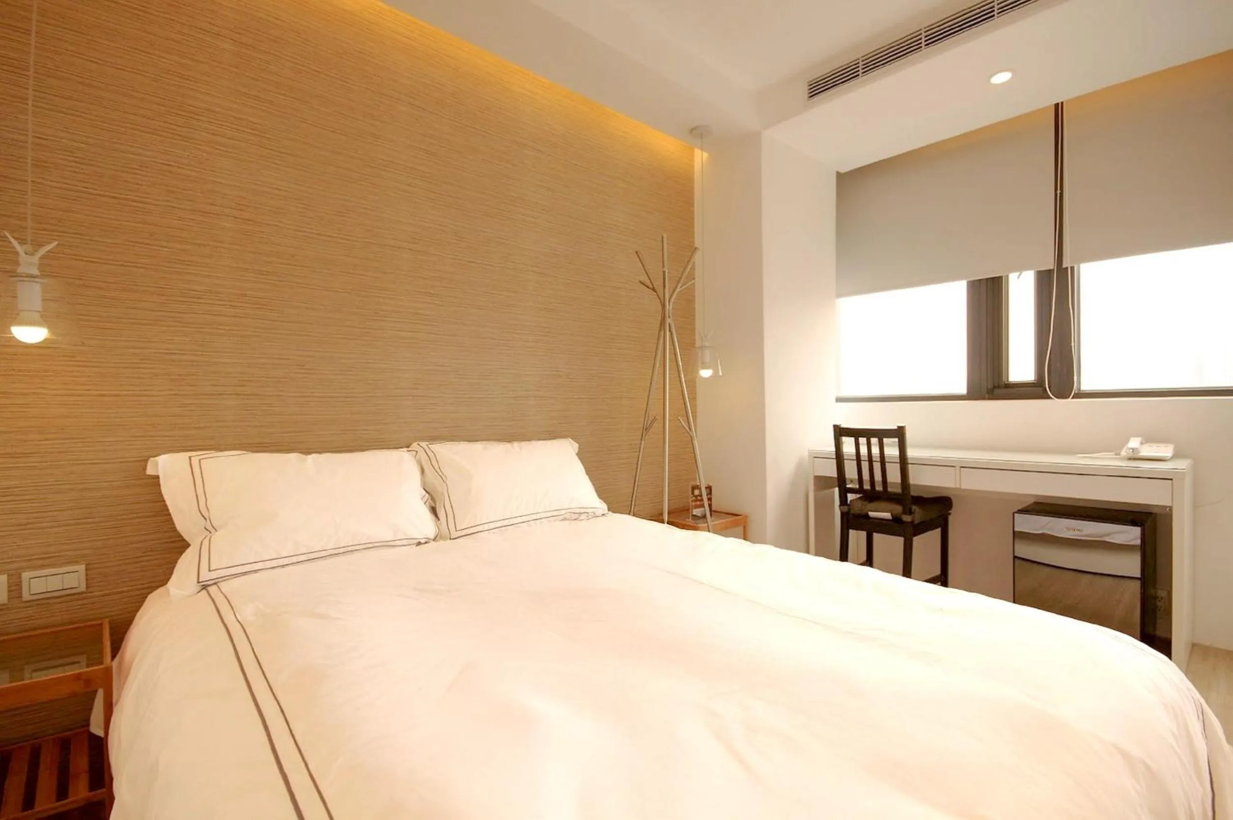 Photo of the whole room, Bed in Mini West Hotel