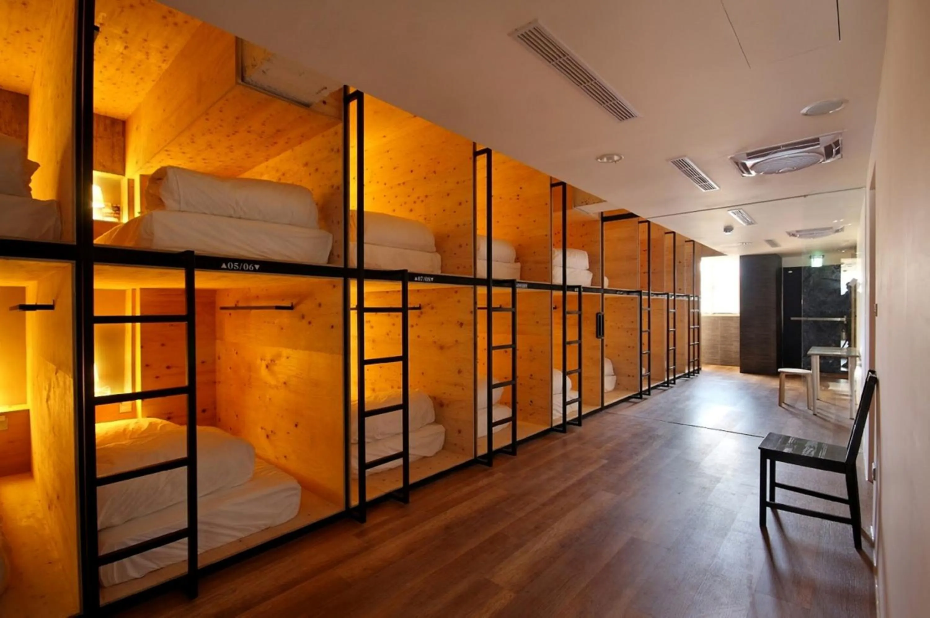 bunk bed in Mini West Hotel