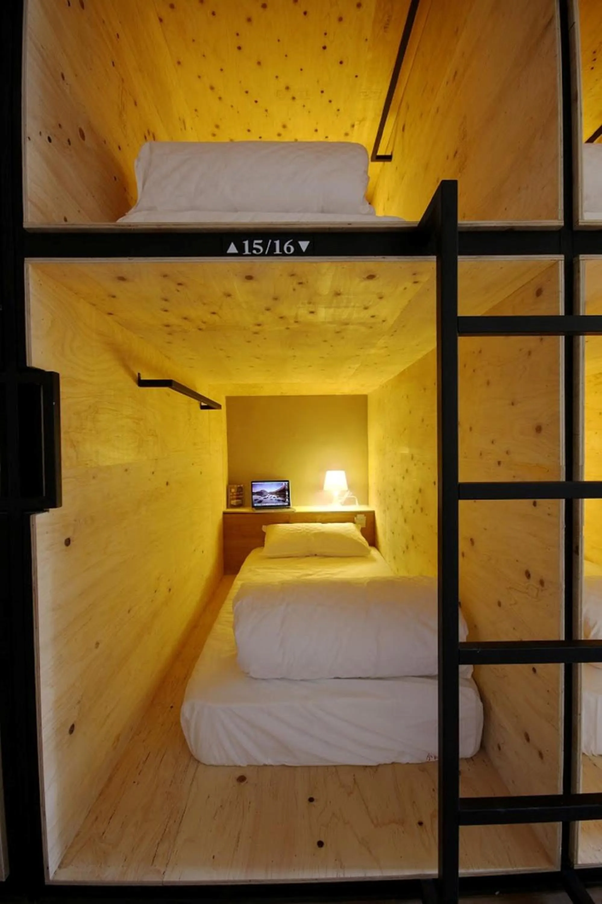 bunk bed, Bed in Mini West Hotel