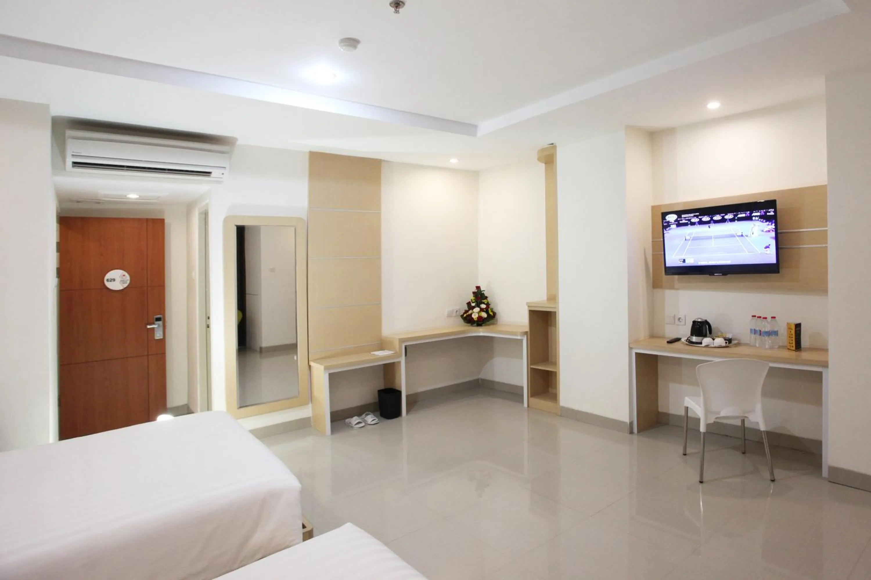 Photo of the whole room in Nite & Day Surabaya - Gunungsari