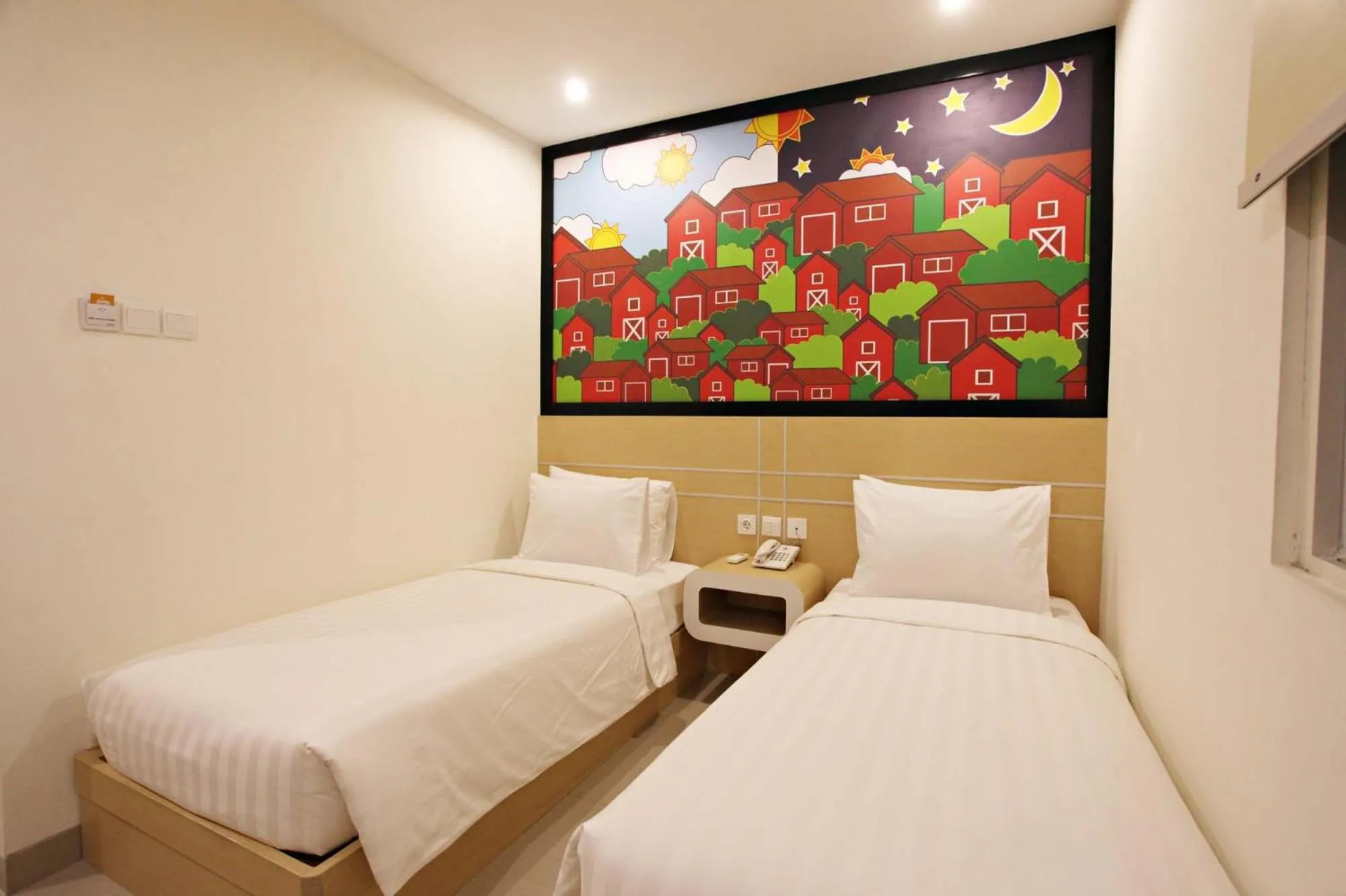 Bed in Nite & Day Surabaya - Gunungsari