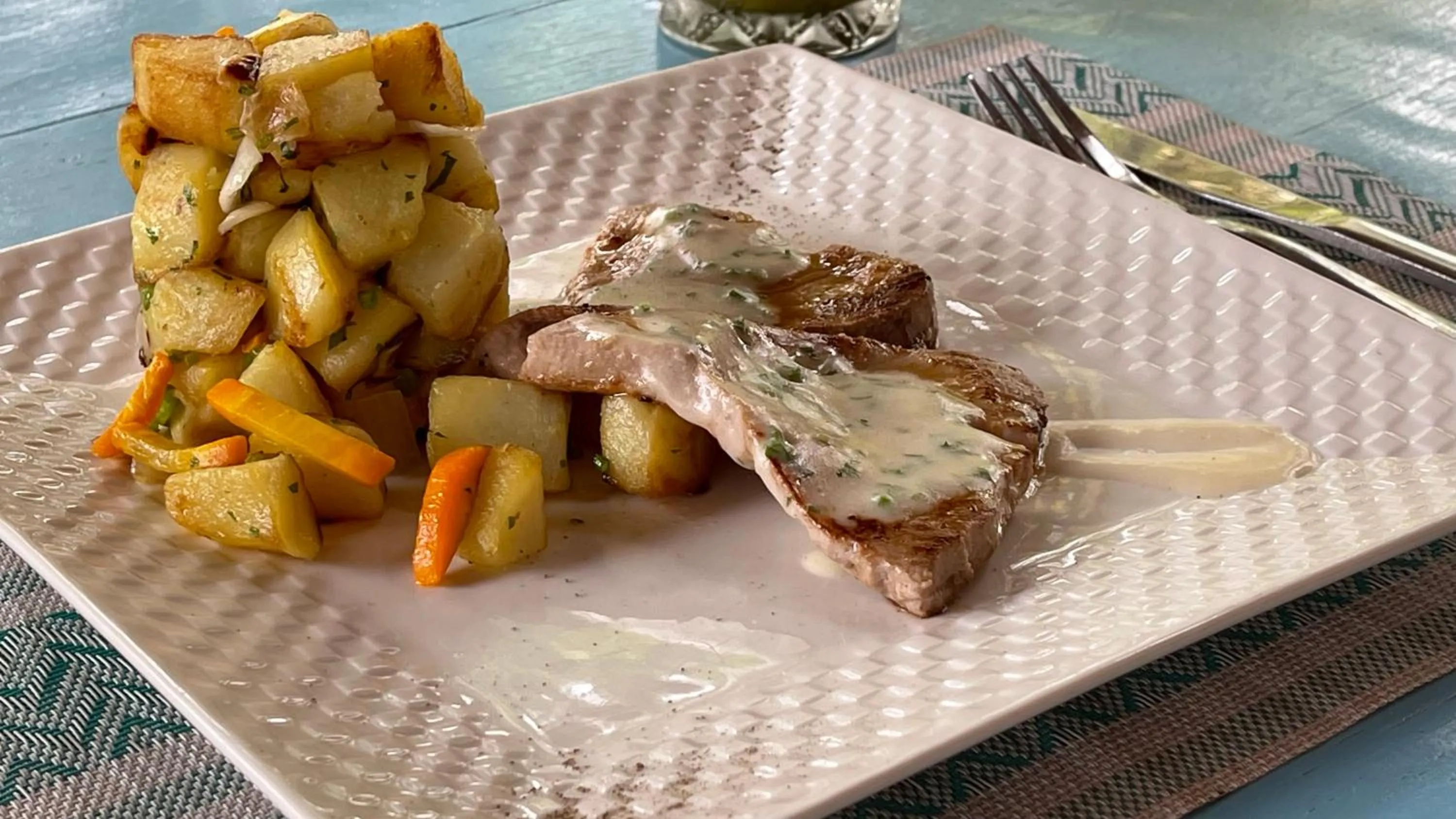 Restaurant/places to eat in Atii Garden Bungalows