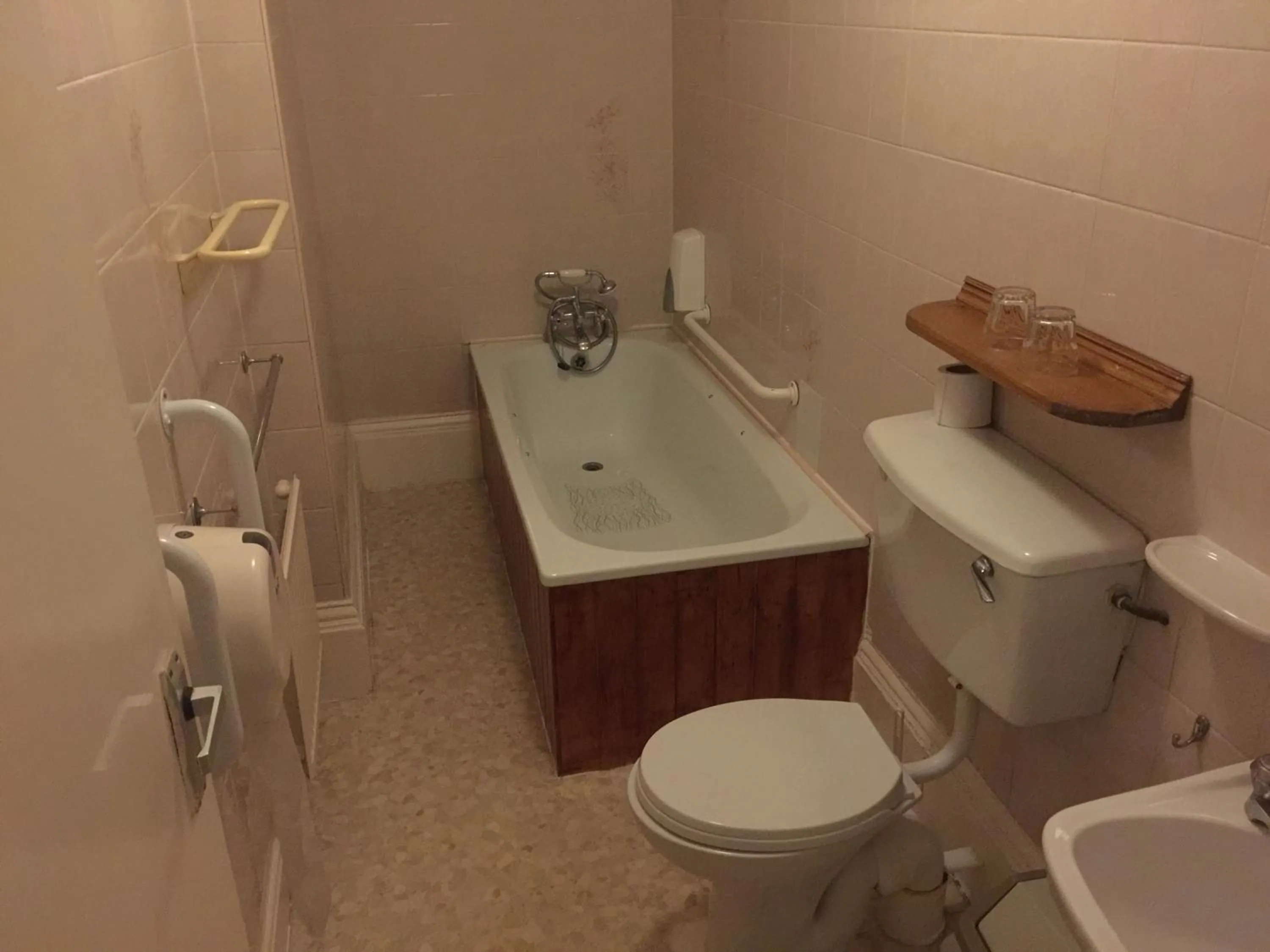 Bathroom in Seascape Hotel