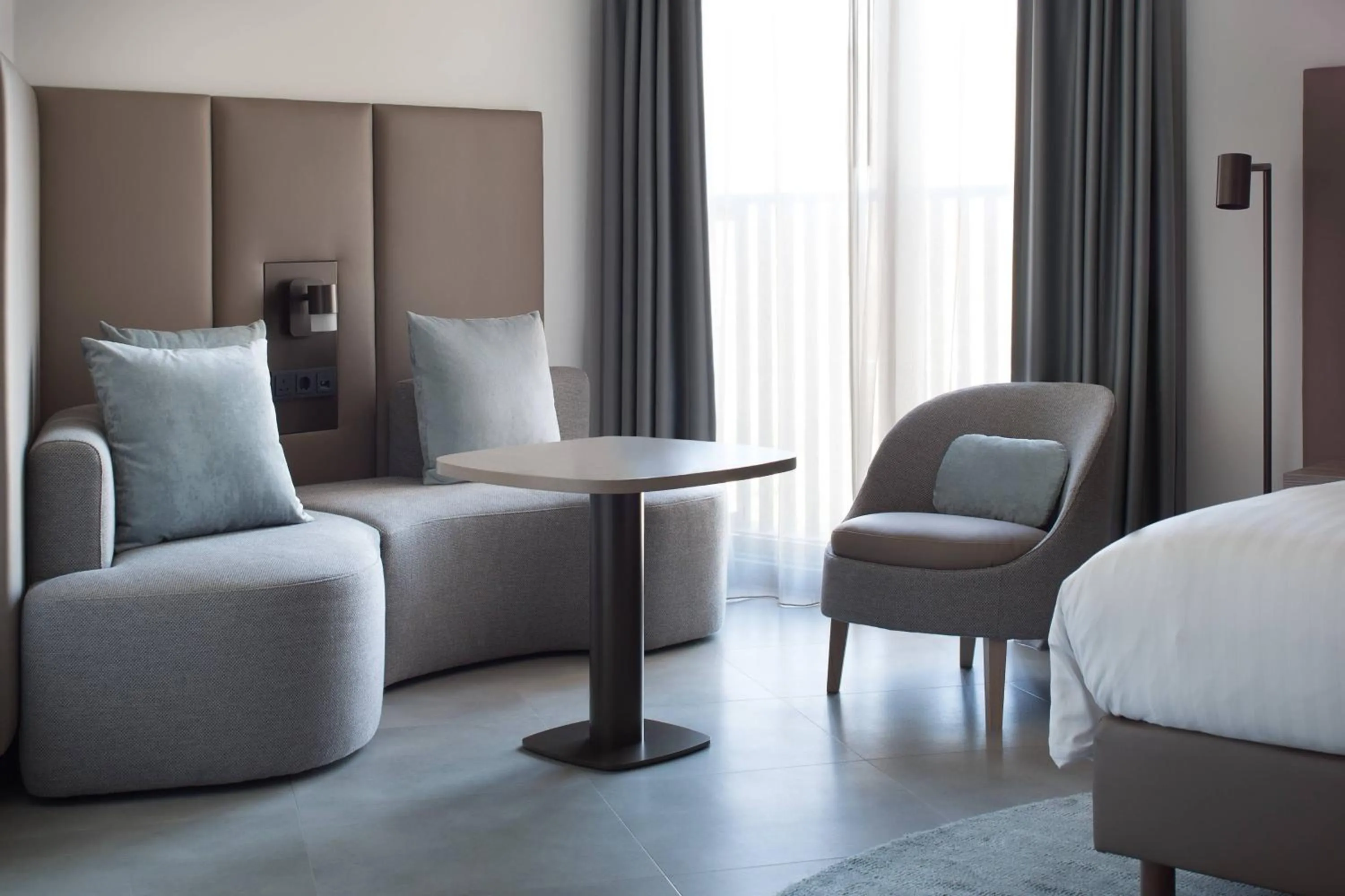 Photo of the whole room in Amsterdam Marriott Hotel