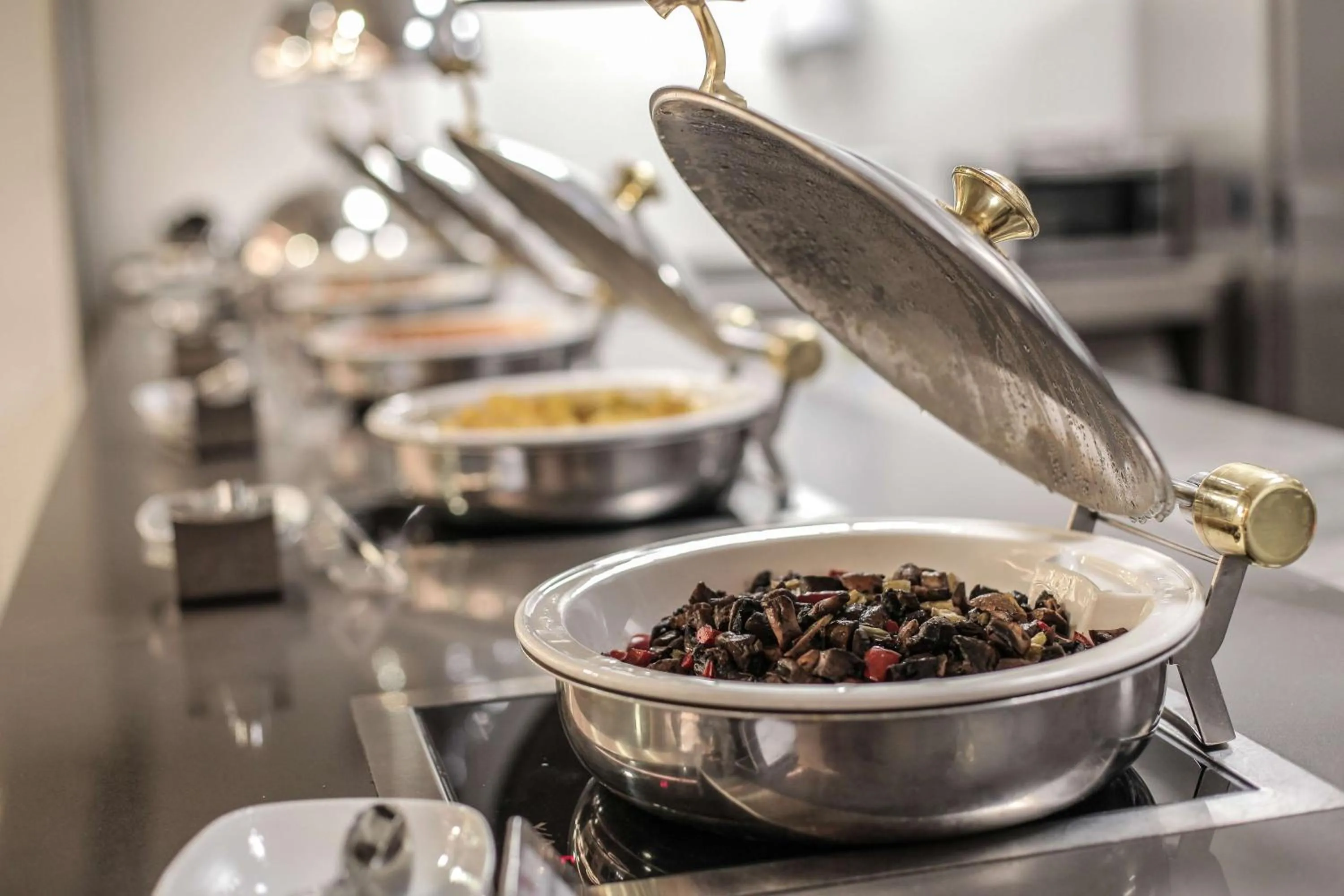 Restaurant/places to eat in Hilton Garden Inn Ankara Gimat