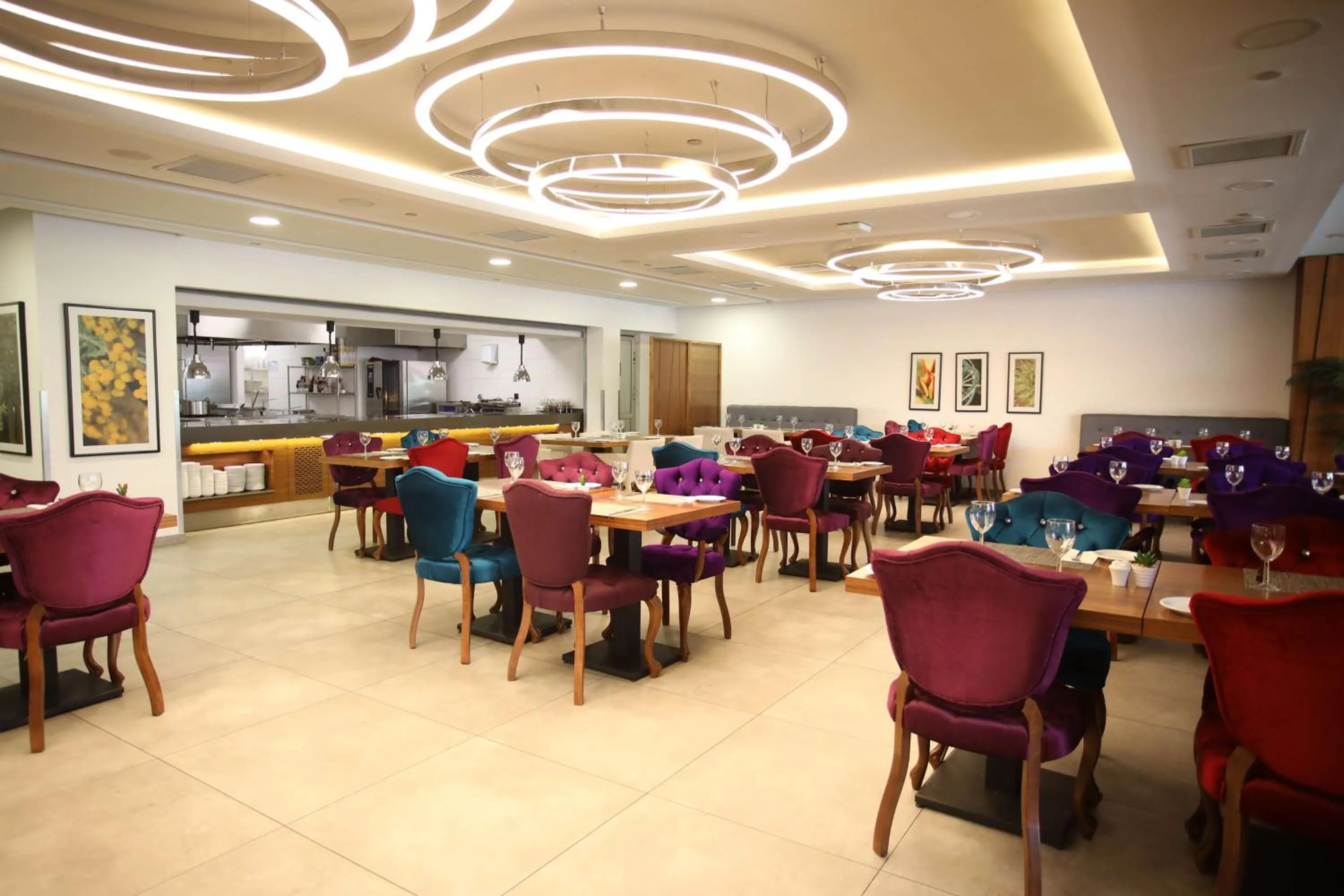 Restaurant/places to eat in Hilton Garden Inn Ankara Gimat