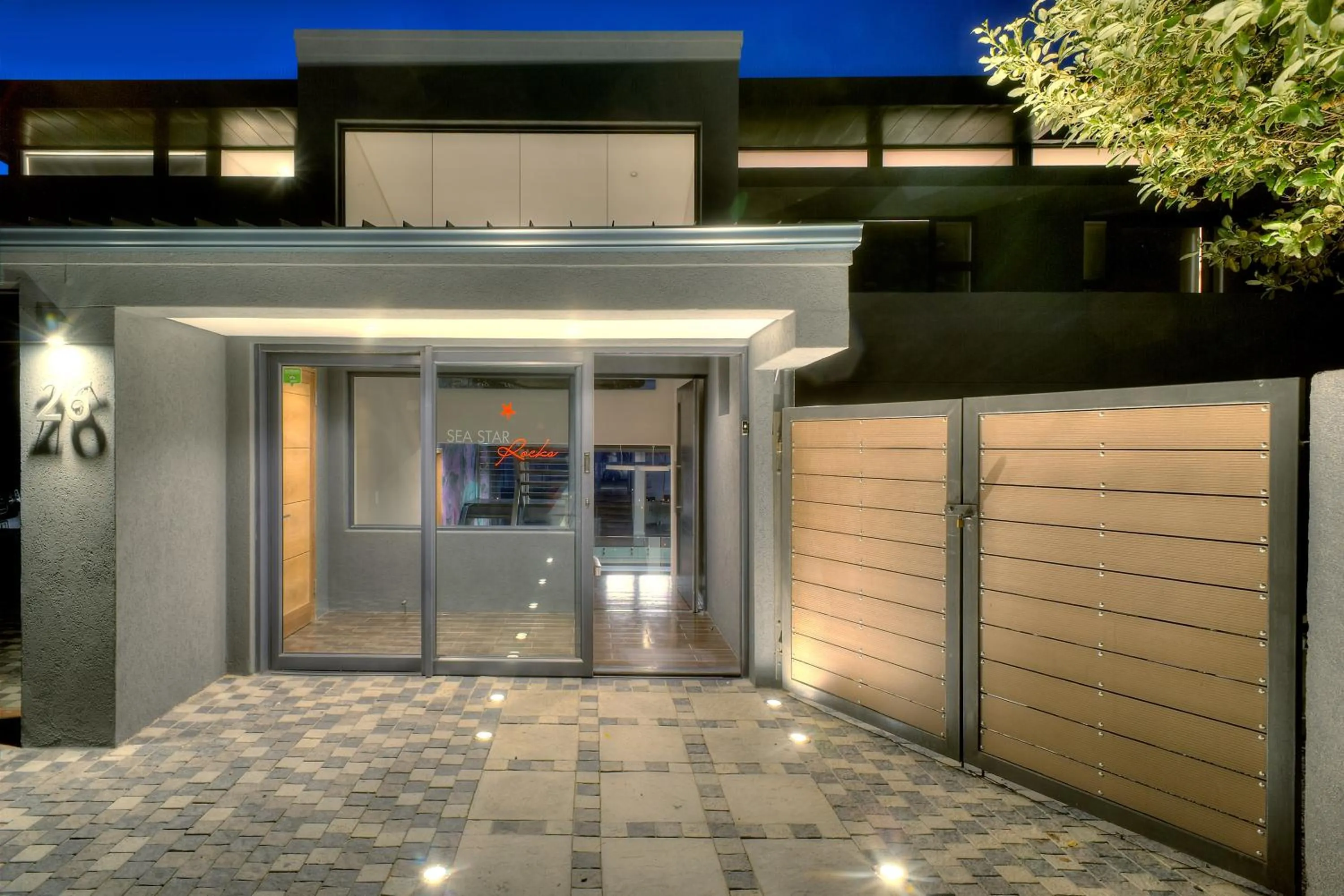 Facade/entrance in Sea Star Rocks Boutique Hotel