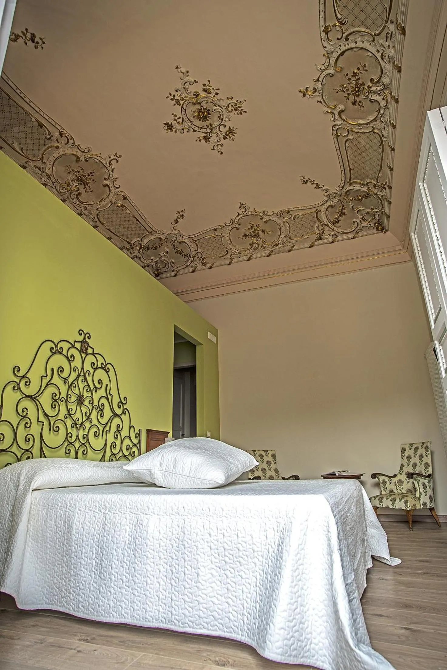 Bedroom in Acanthus B&B
