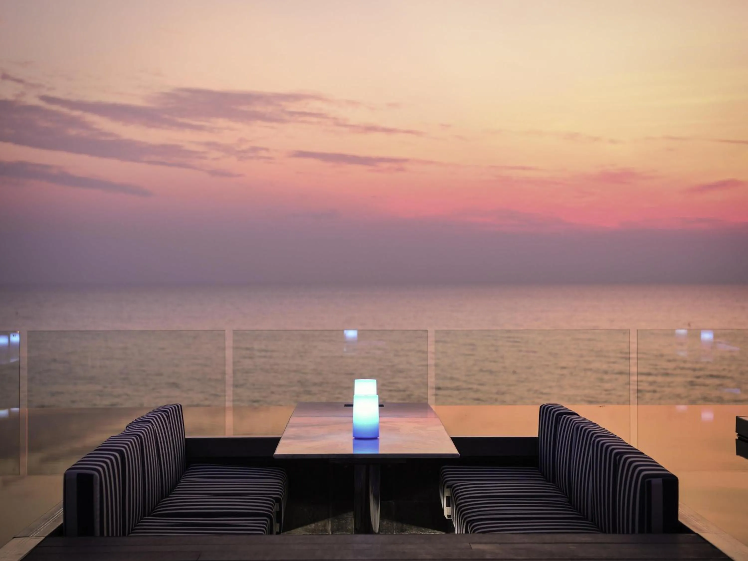 Lounge or bar in Veranda Resort Pattaya - MGallery Collection, Accor Hotel