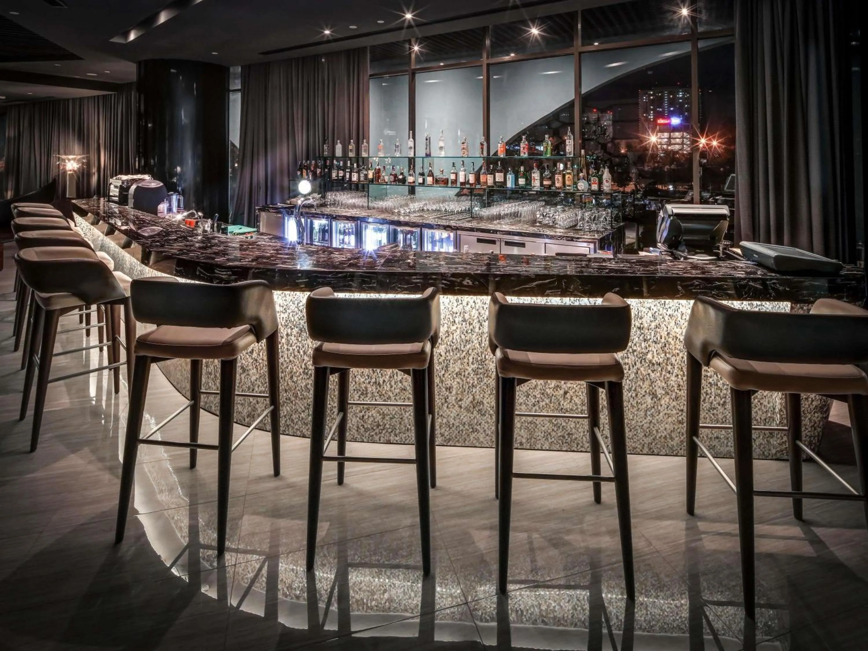 Lounge or bar in Pullman Vung Tau