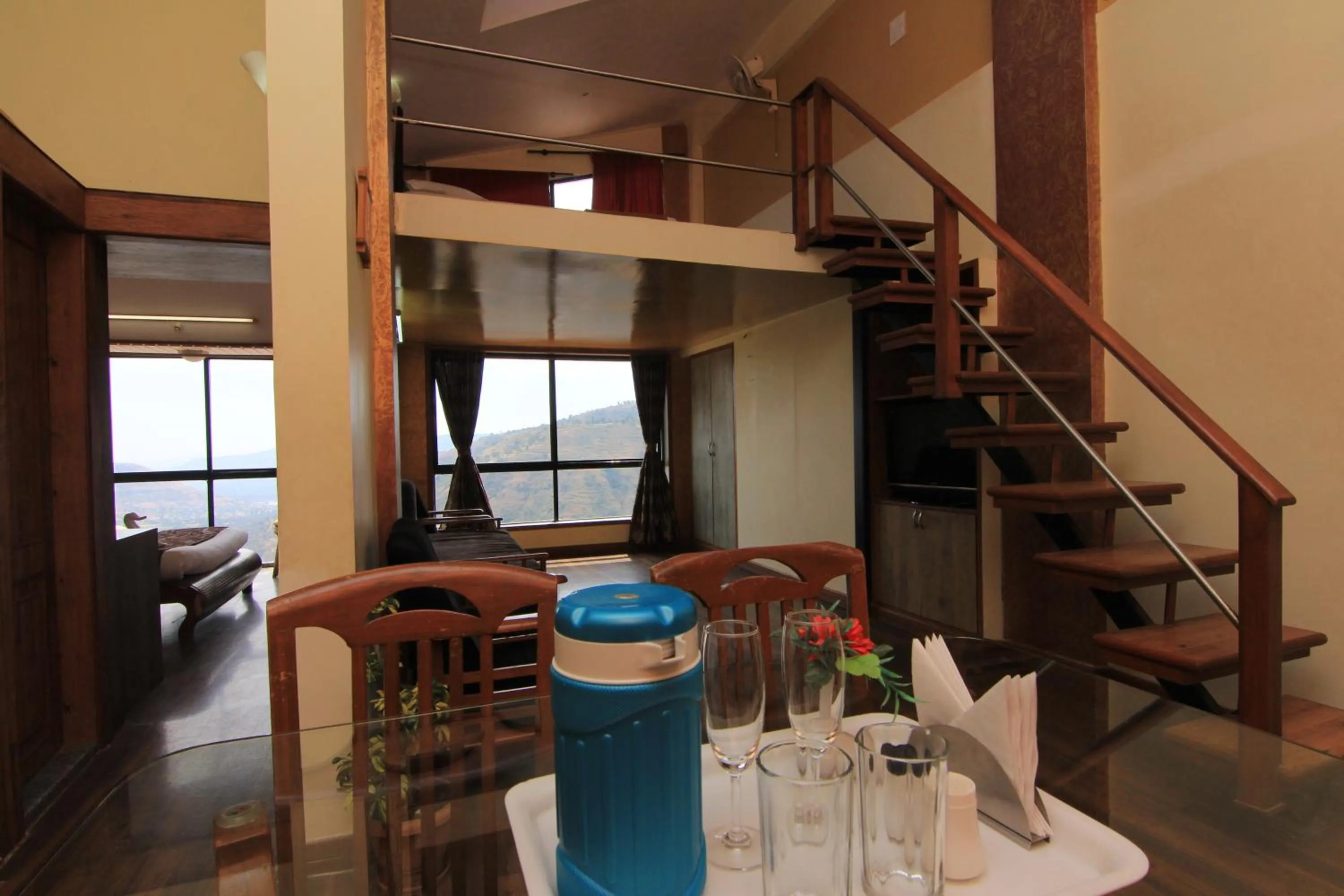 Living room in Mount View Executive