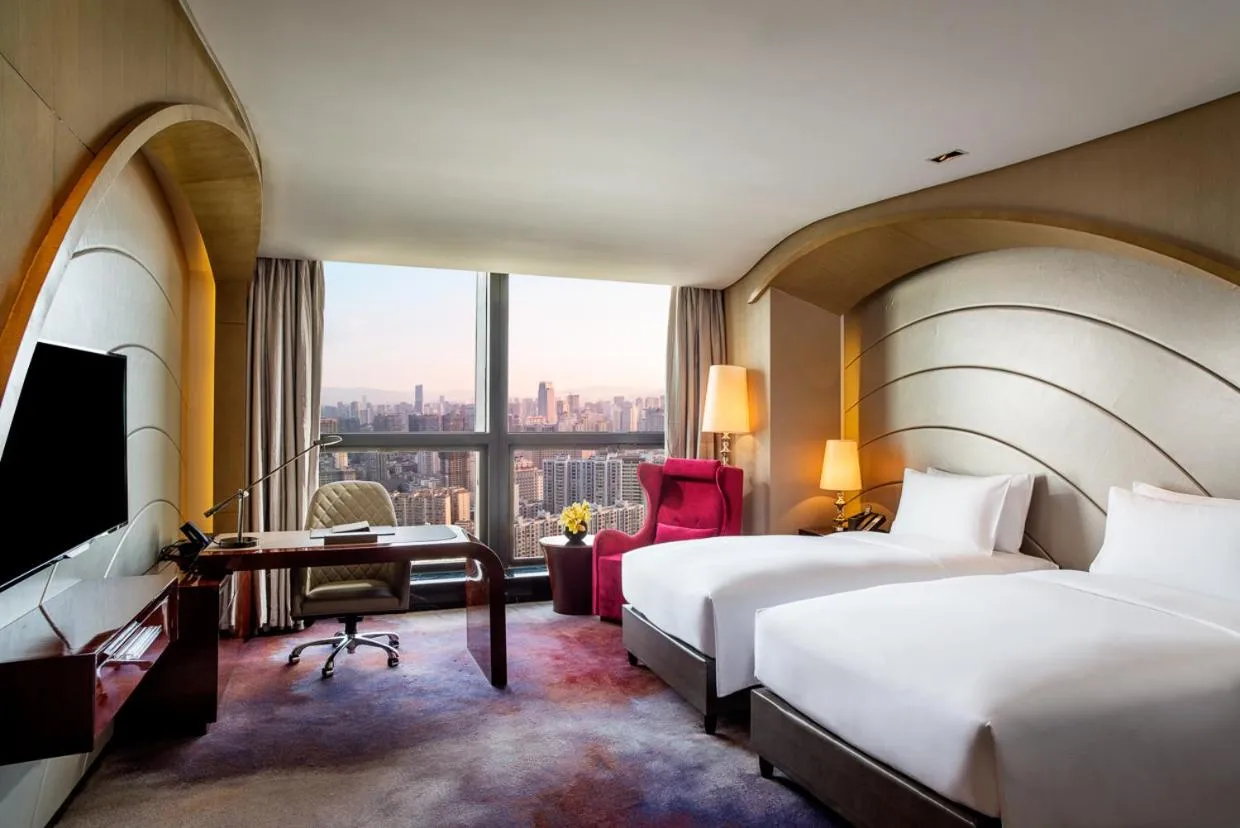 Photo of the whole room, Bed in Sofitel Kunming