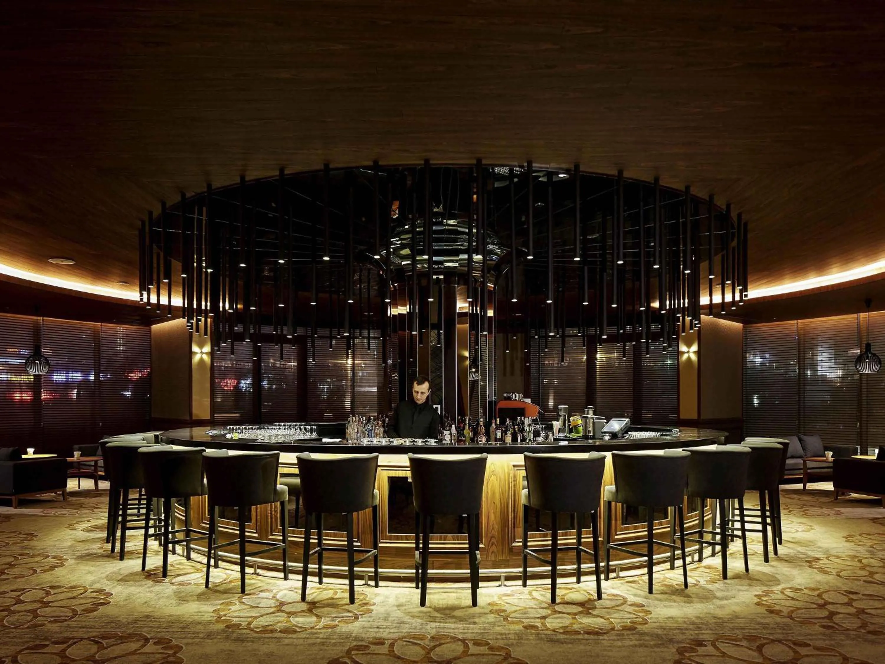 Lounge or bar in Pullman Istanbul Hotel & Convention Center