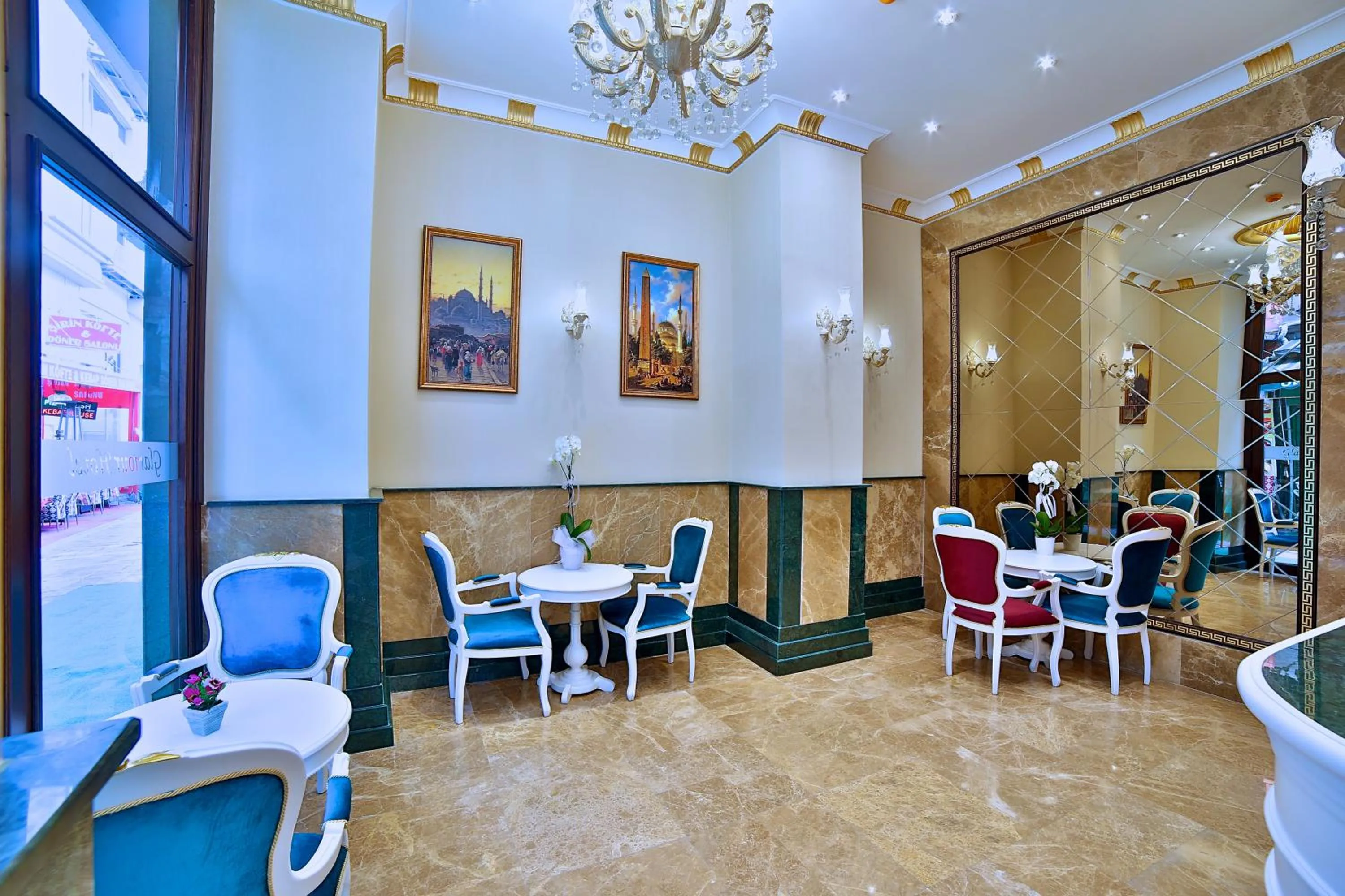 Lobby or reception in Glamour Hotel Istanbul Sirkeci