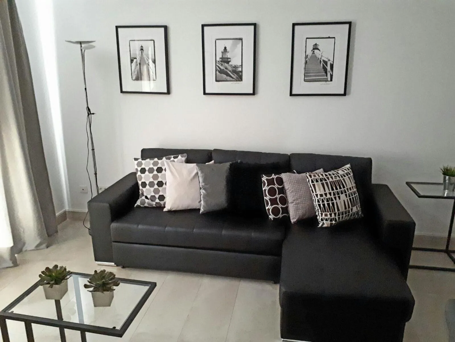 Dining area in Hotel Malibu Park