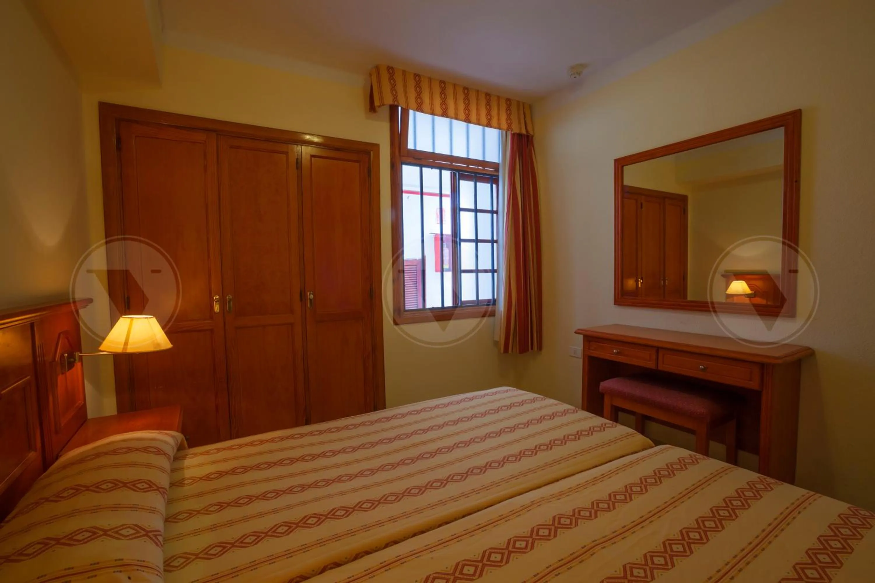 Bed in Hotel Malibu Park