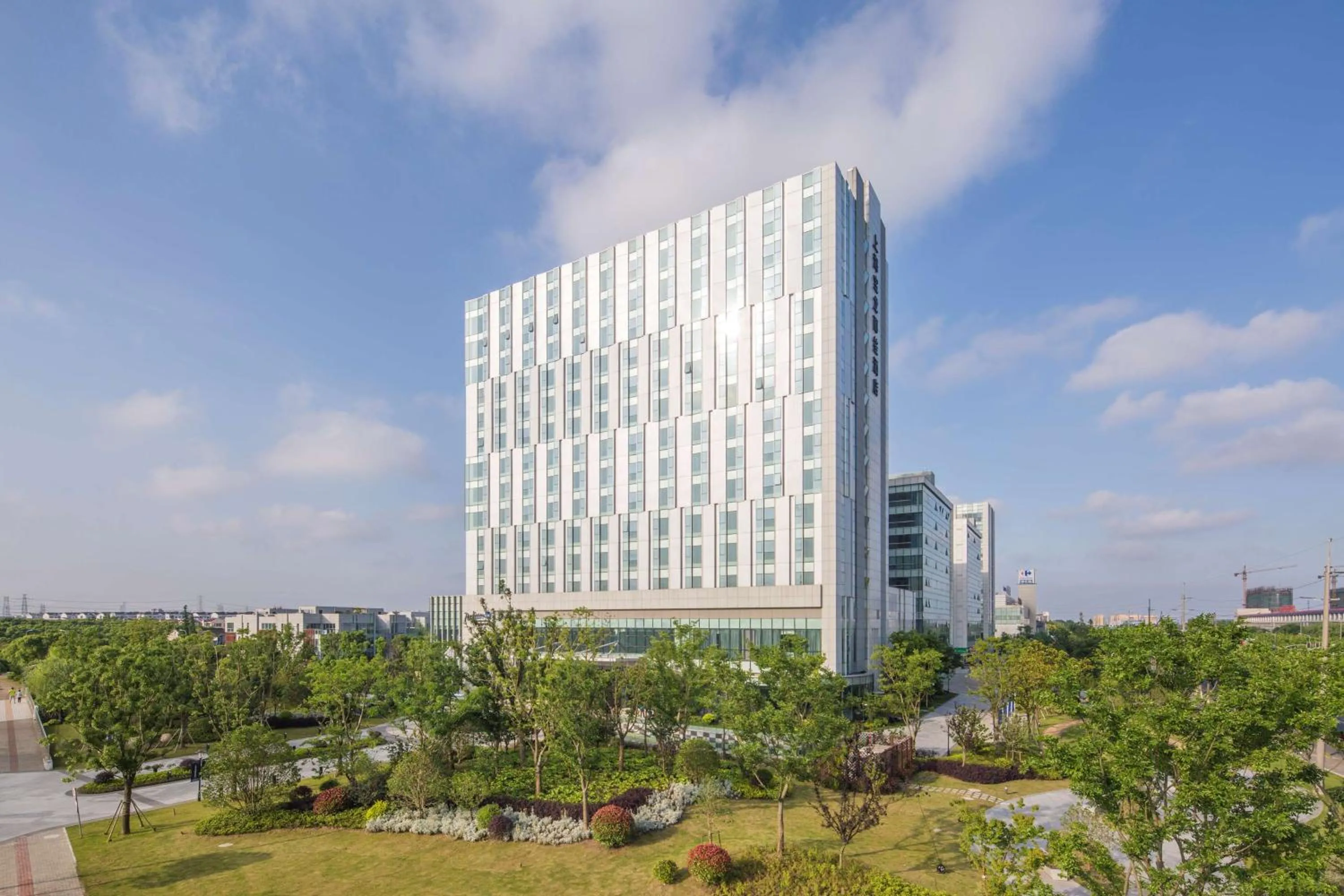 Property building in Radisson Blu Shanghai Pudong Jinqiao