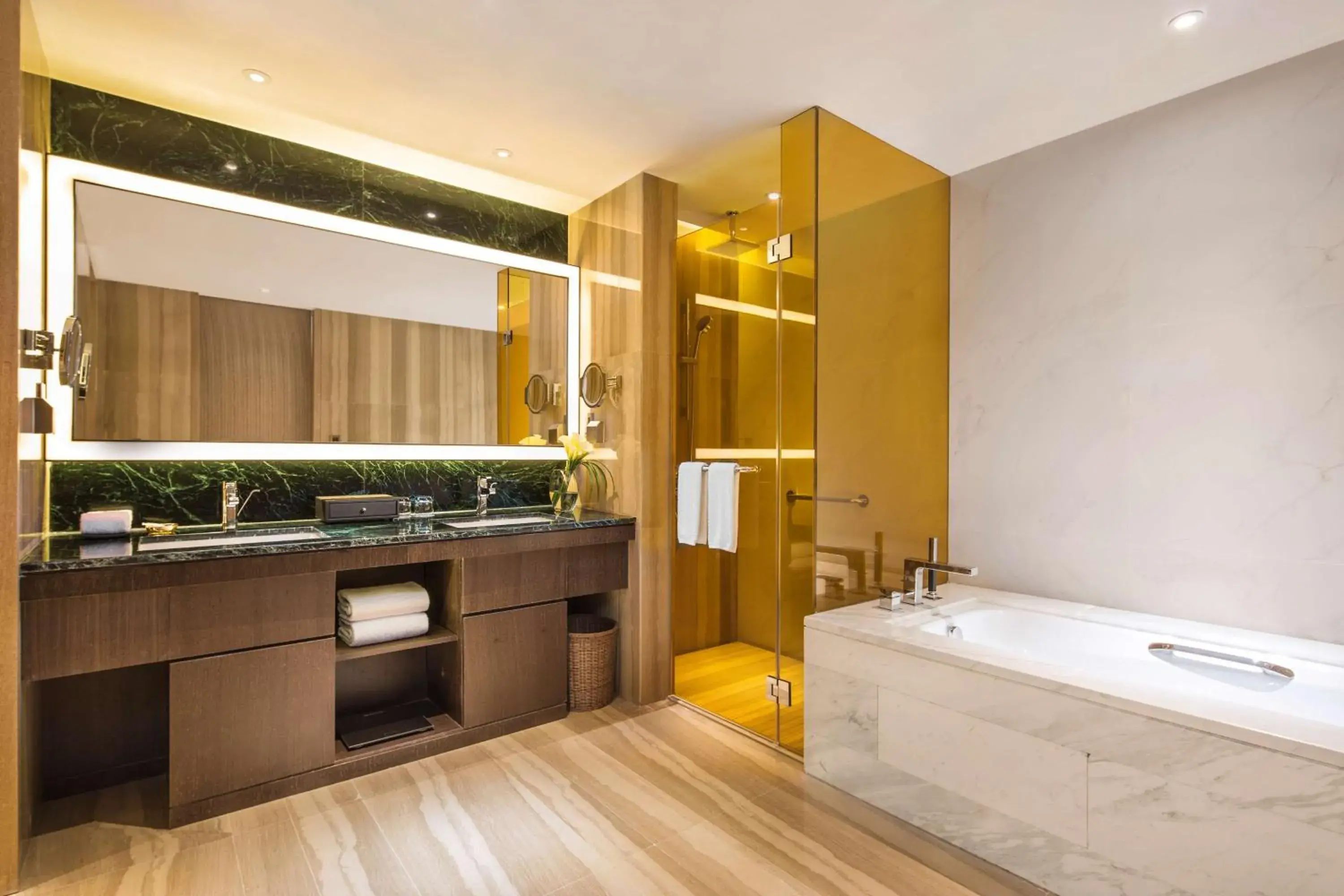 Deluxe Suite in Radisson Blu Shanghai Pudong Jinqiao Deluxe Suite in Radisson Blu Shanghai Pudong Jinqiao