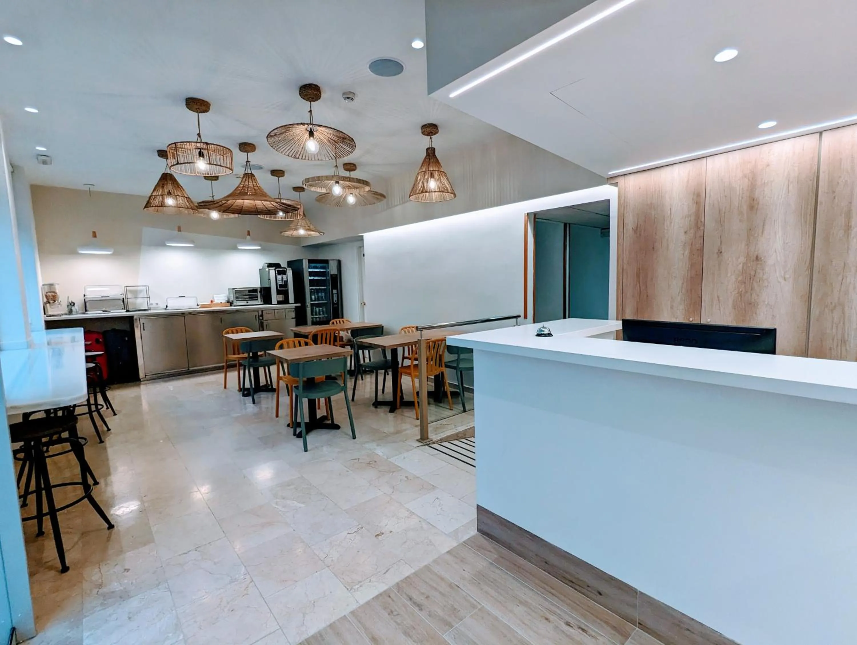 Lobby or reception in Hostal Baler