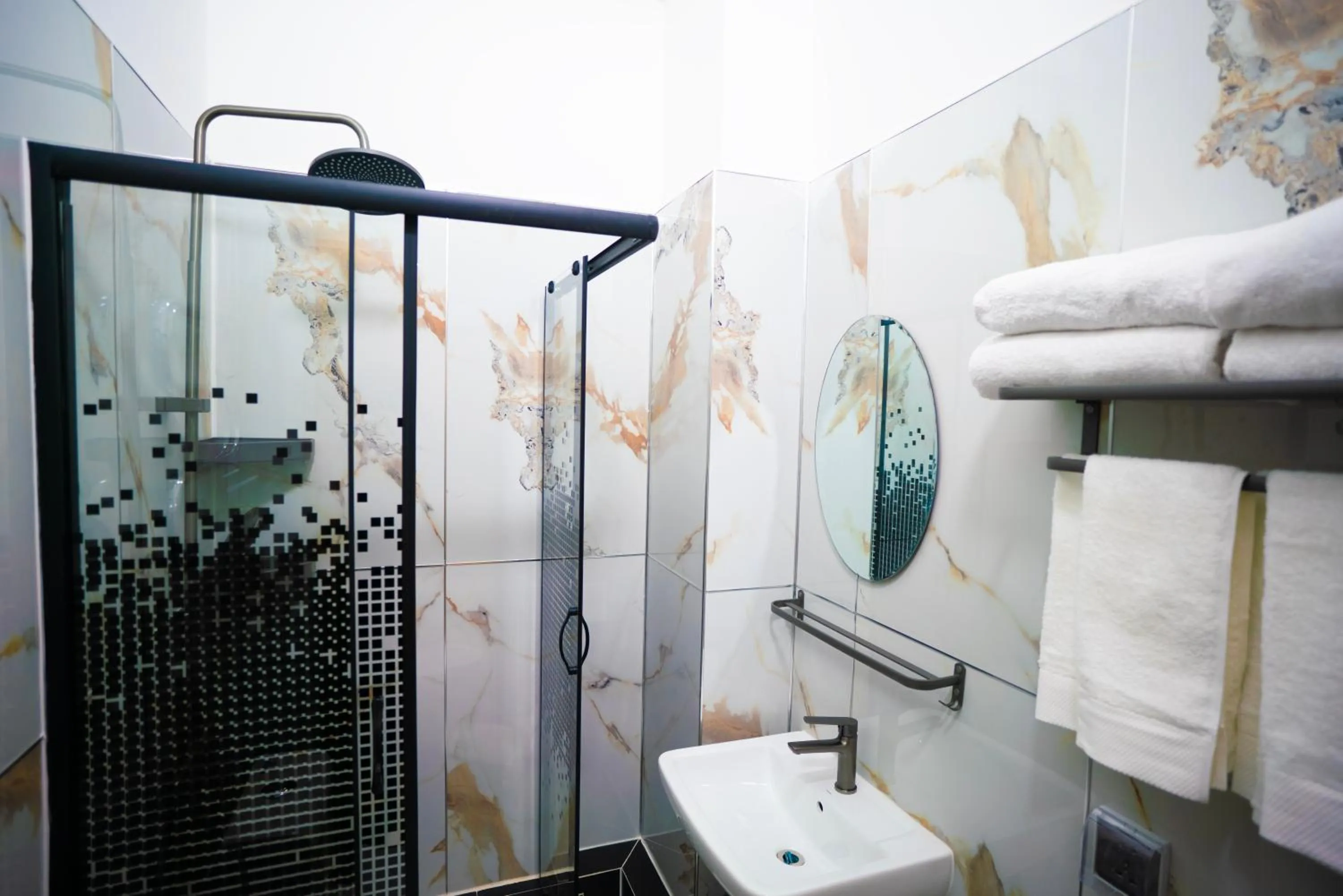 Shower in Tsolmon's Serviced Apartments