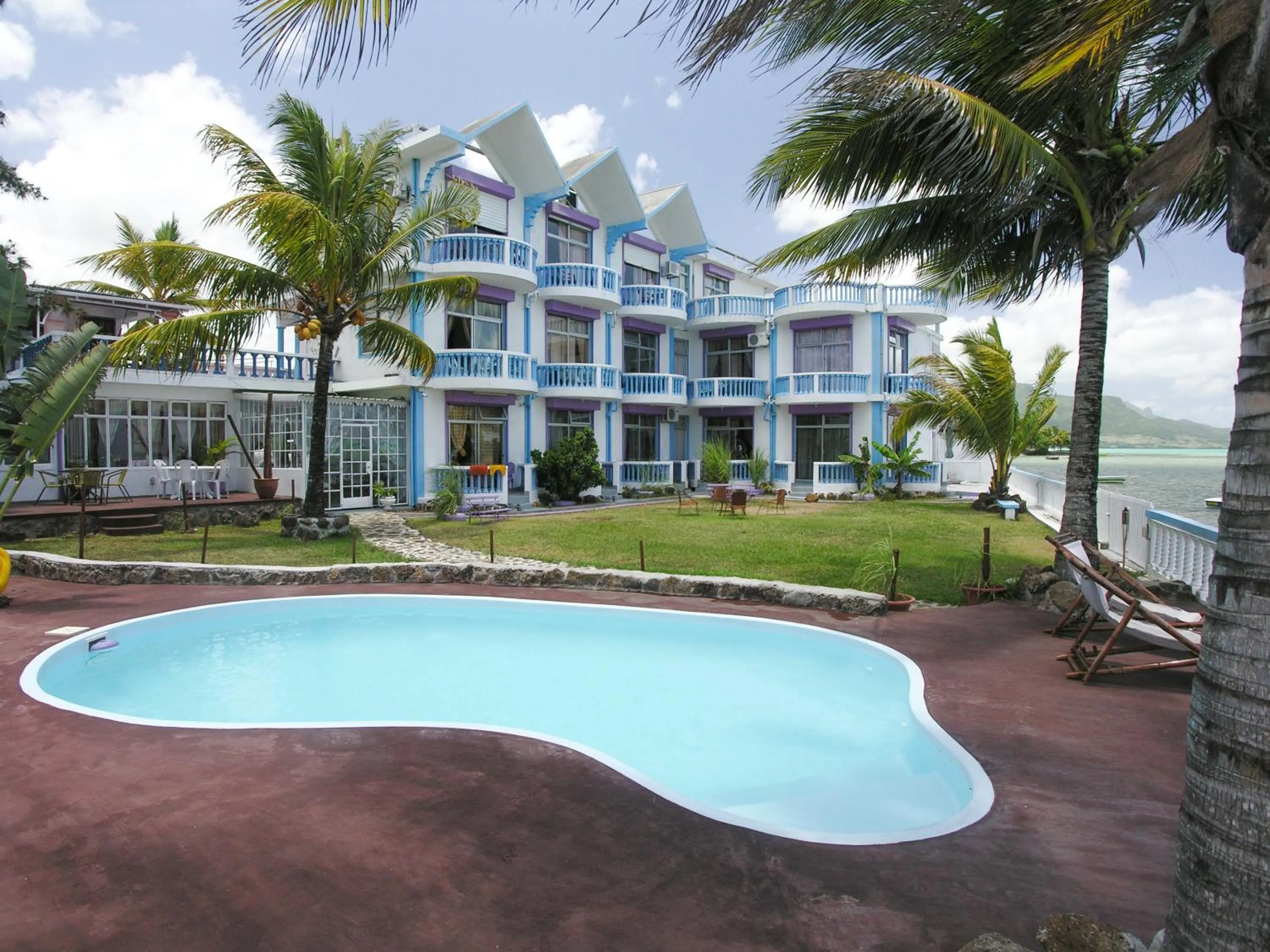 Property building in Coco Villa