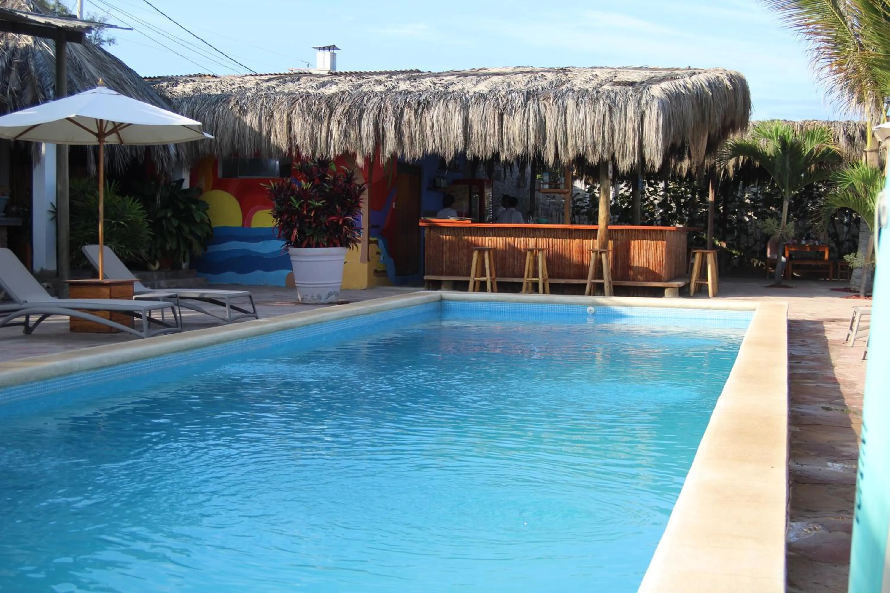 Baja Canoas Hotel