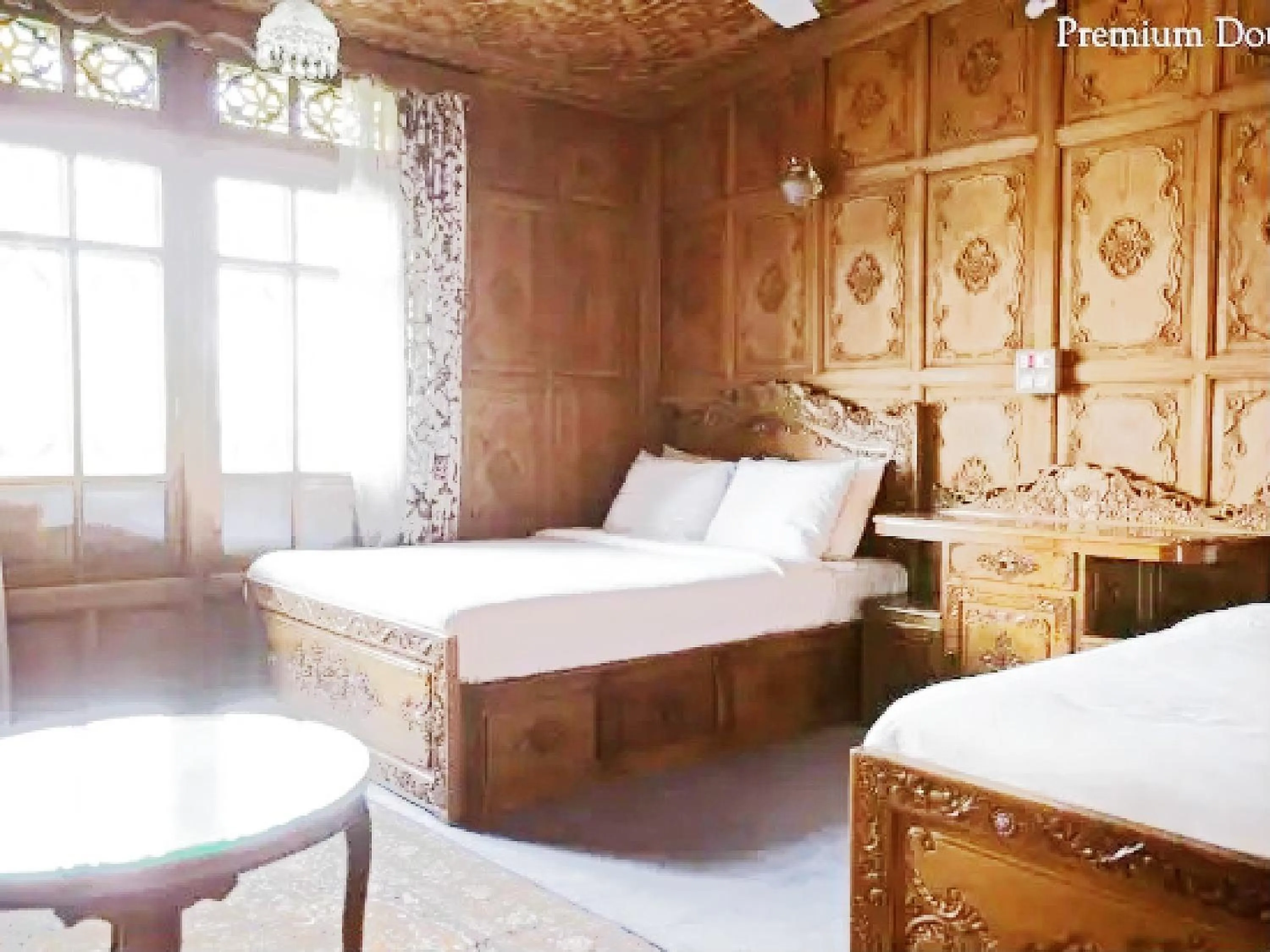 Bedroom, Bed in Mascot Houseboats