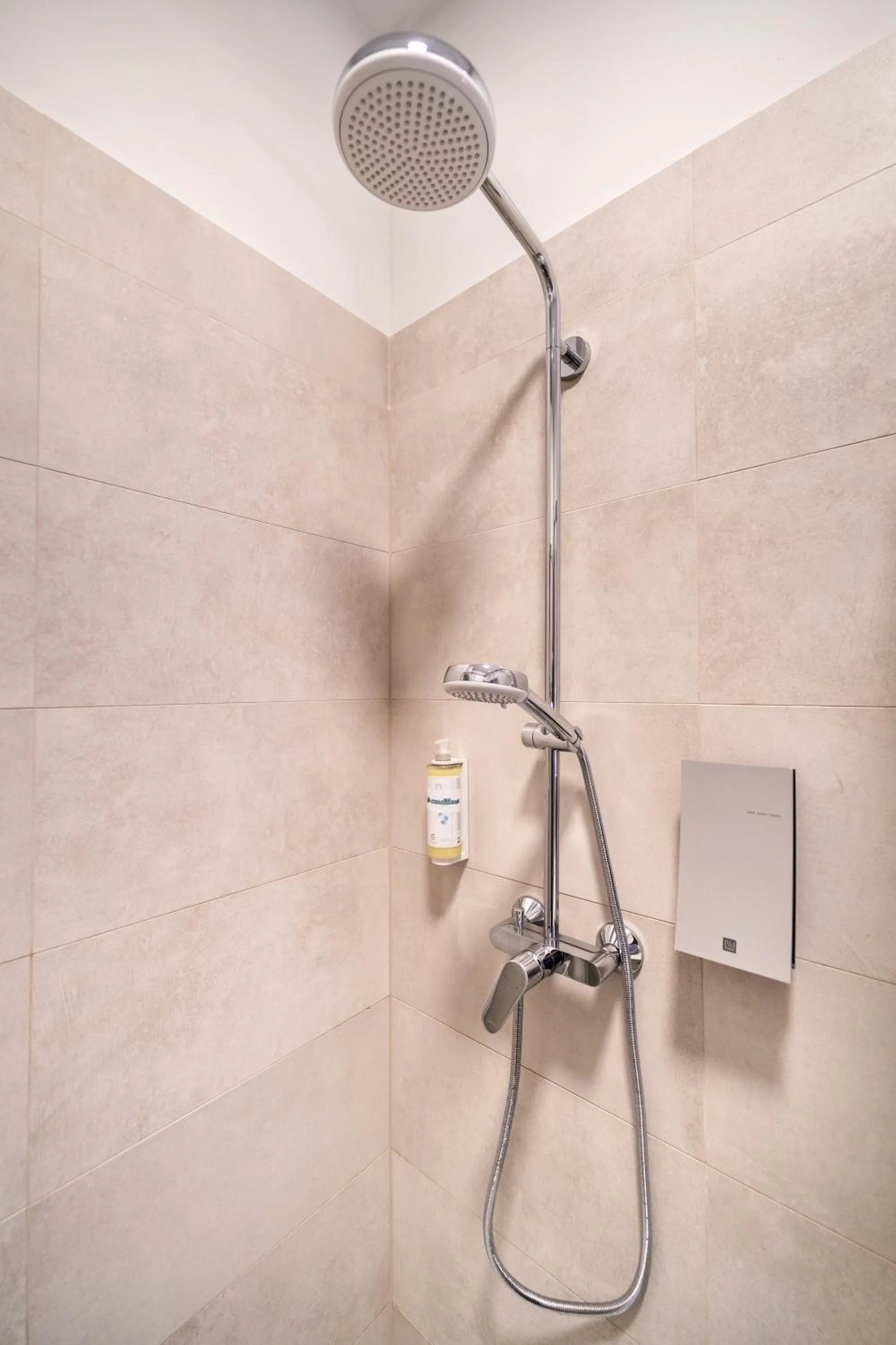 Tifani Luxury Rooms 2