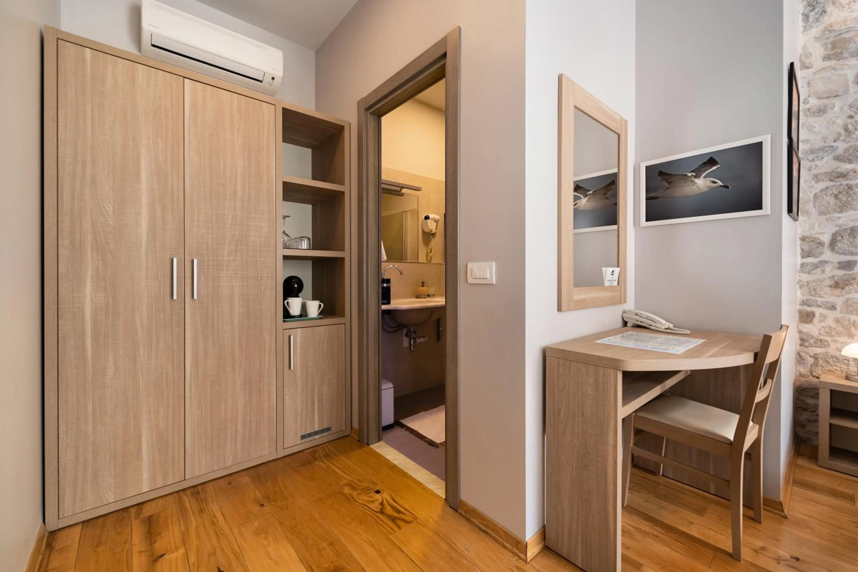 Tifani Luxury Rooms 2