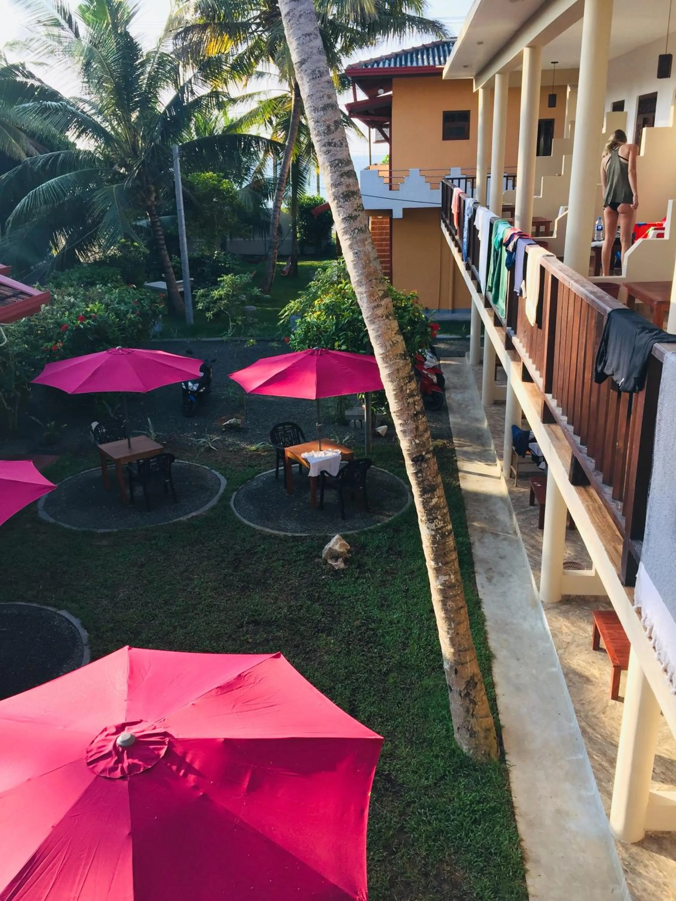 Hot Tuna Surfers Rest Midigama