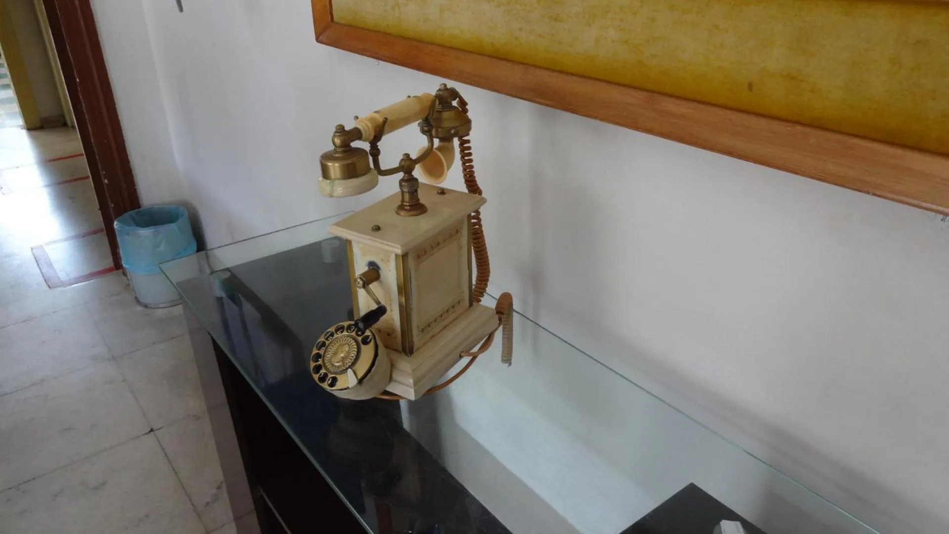 Decorative detail in Hotel Central