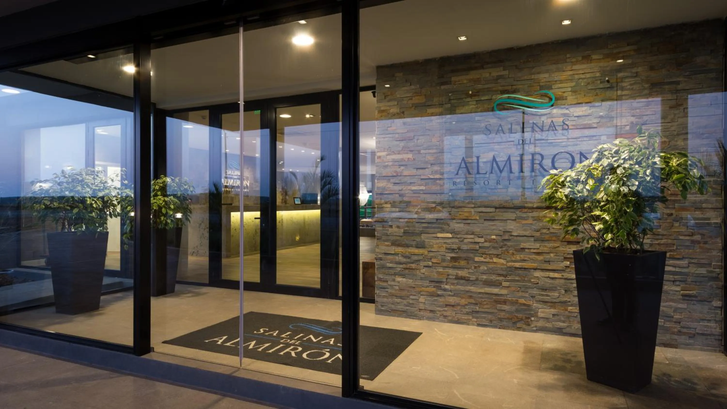 Facade/entrance in Salinas del Almiron Resort Termal