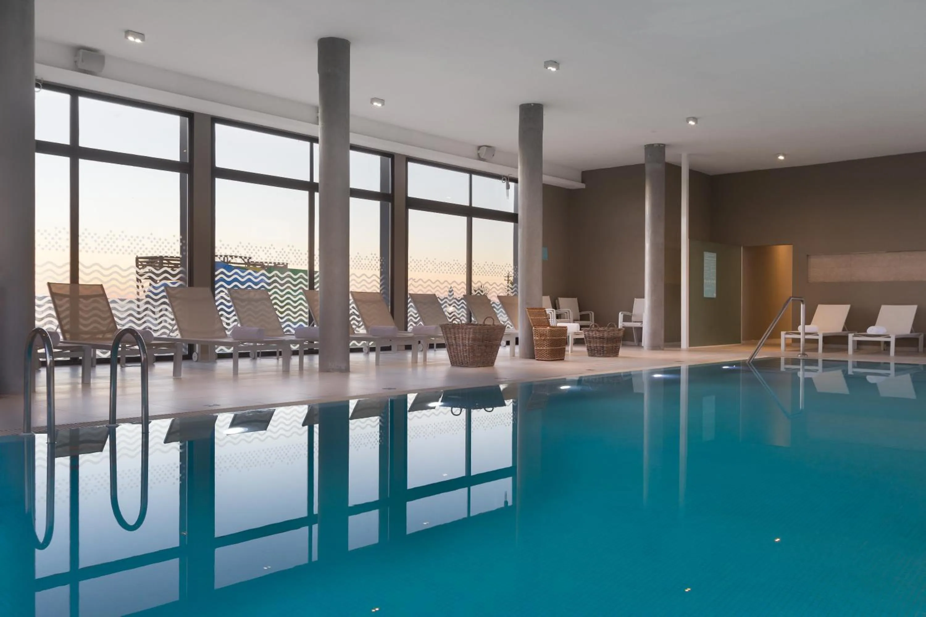 Swimming pool in Salinas del Almiron Resort Termal