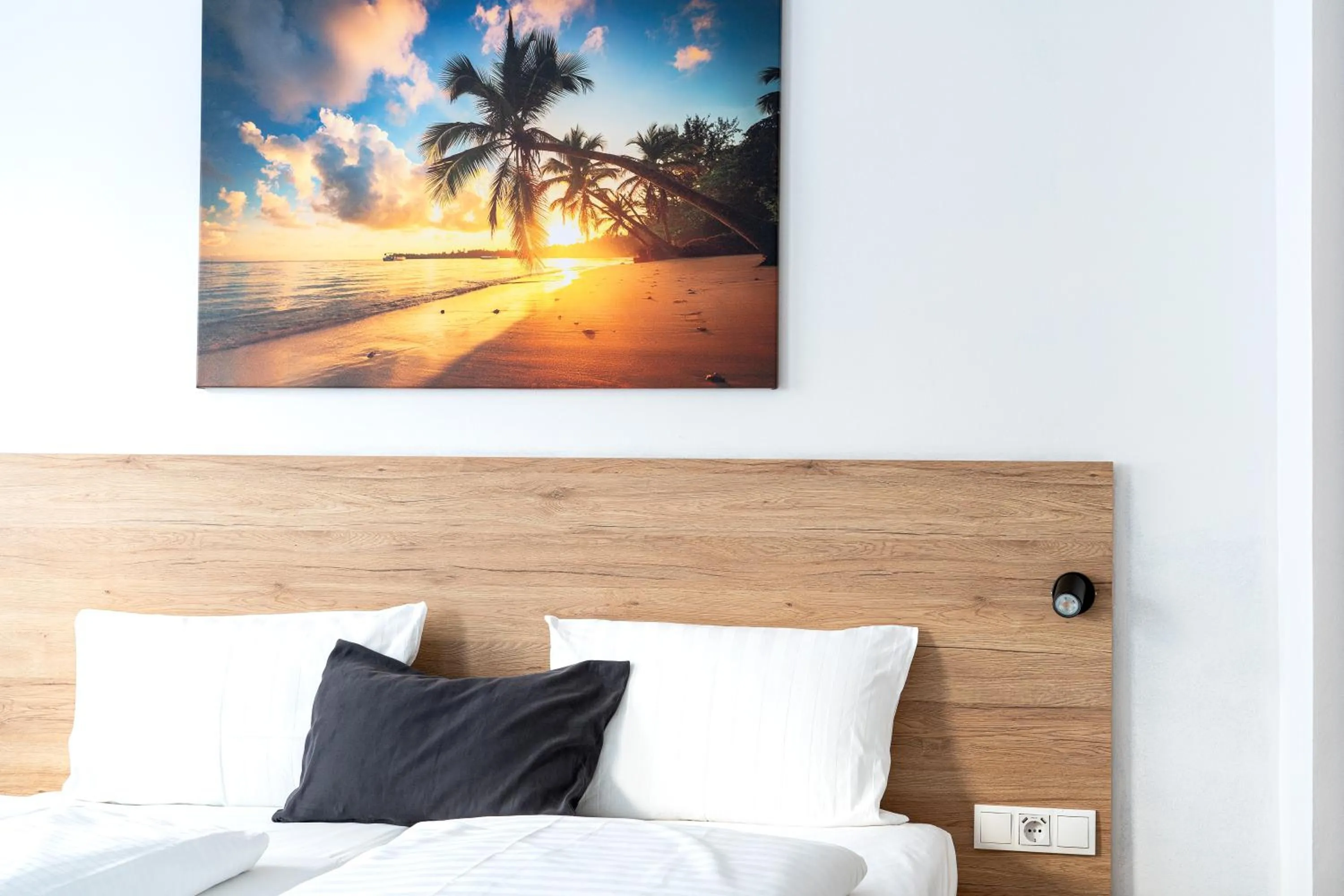 Bed in LivInn by Trotmannia