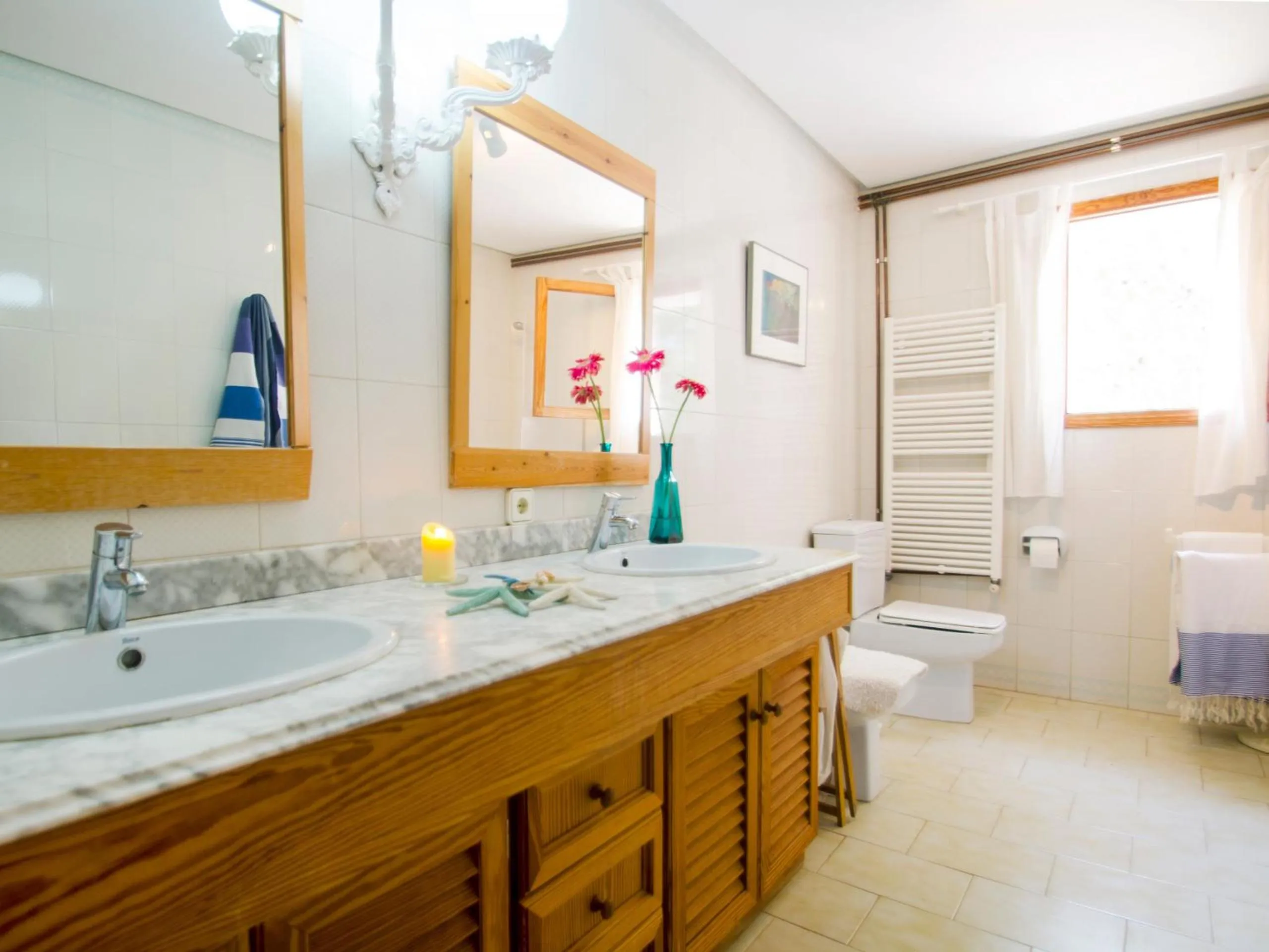 Bathroom in Villa Camila para 7 junto a playa de Sant Pere