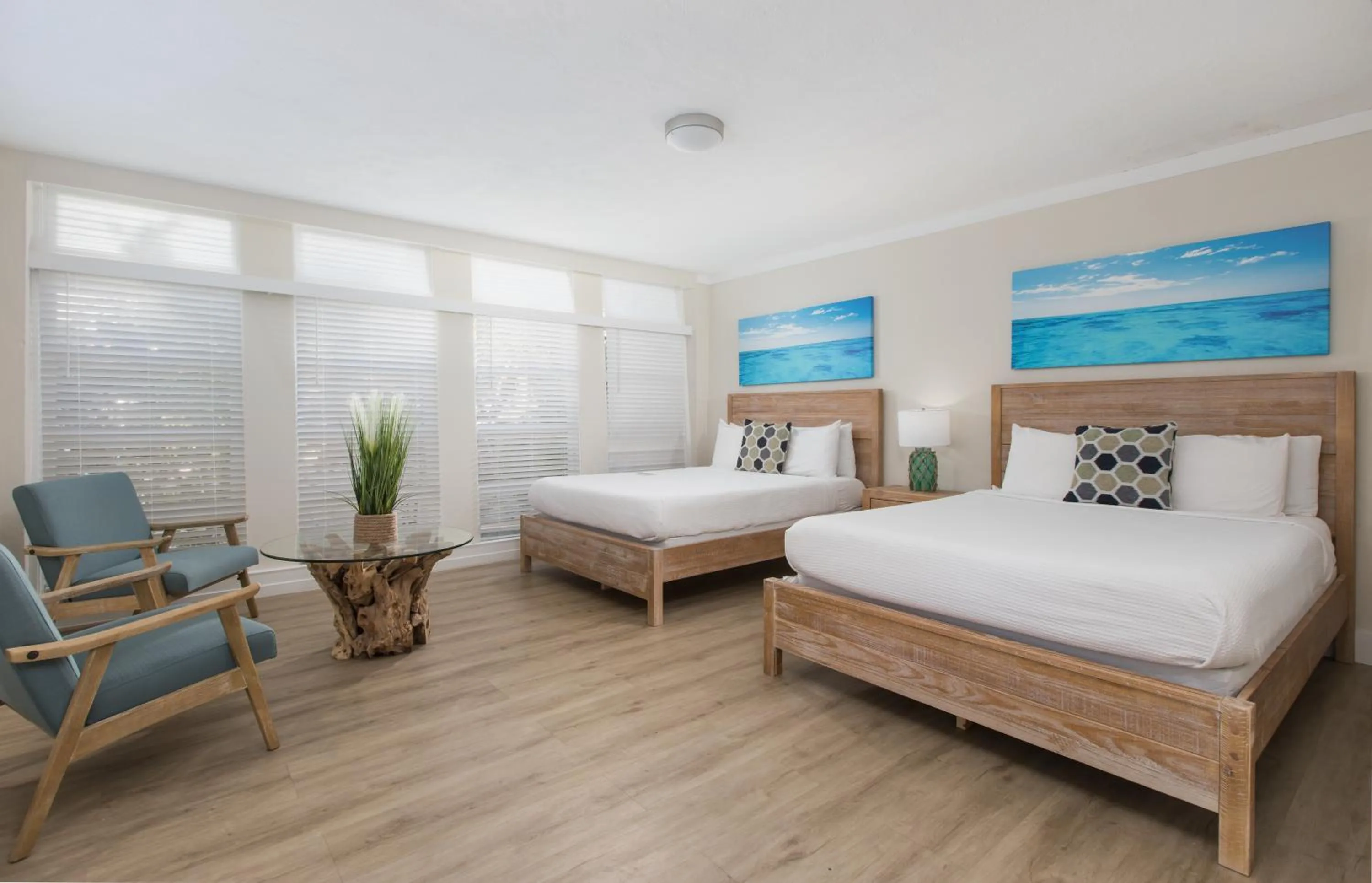 Bedroom, Bed in La Jolla Resort