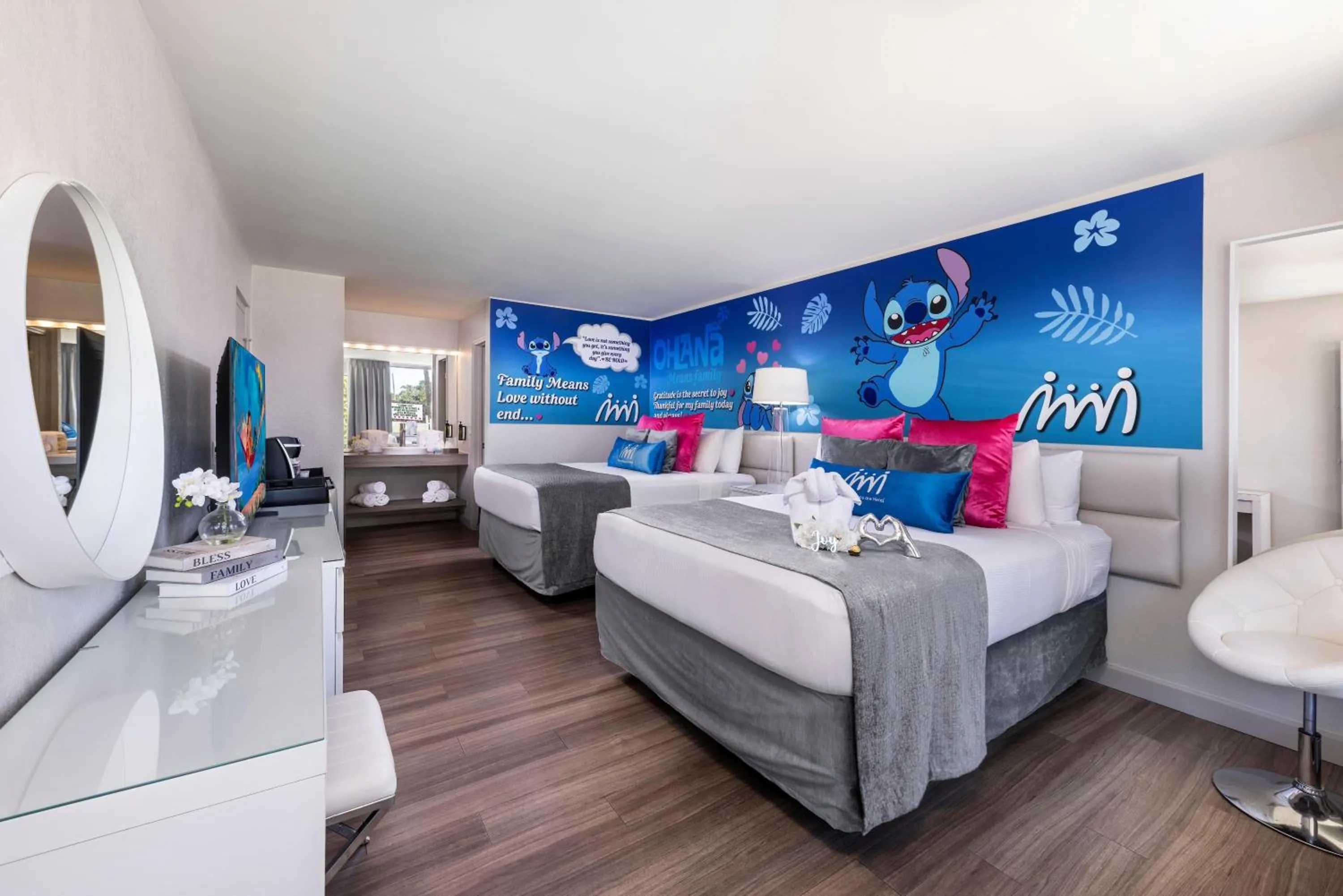 Photo of the whole room, Bed in Magic Moment Resort & Kids Club, Dazzler Select by Wyndham