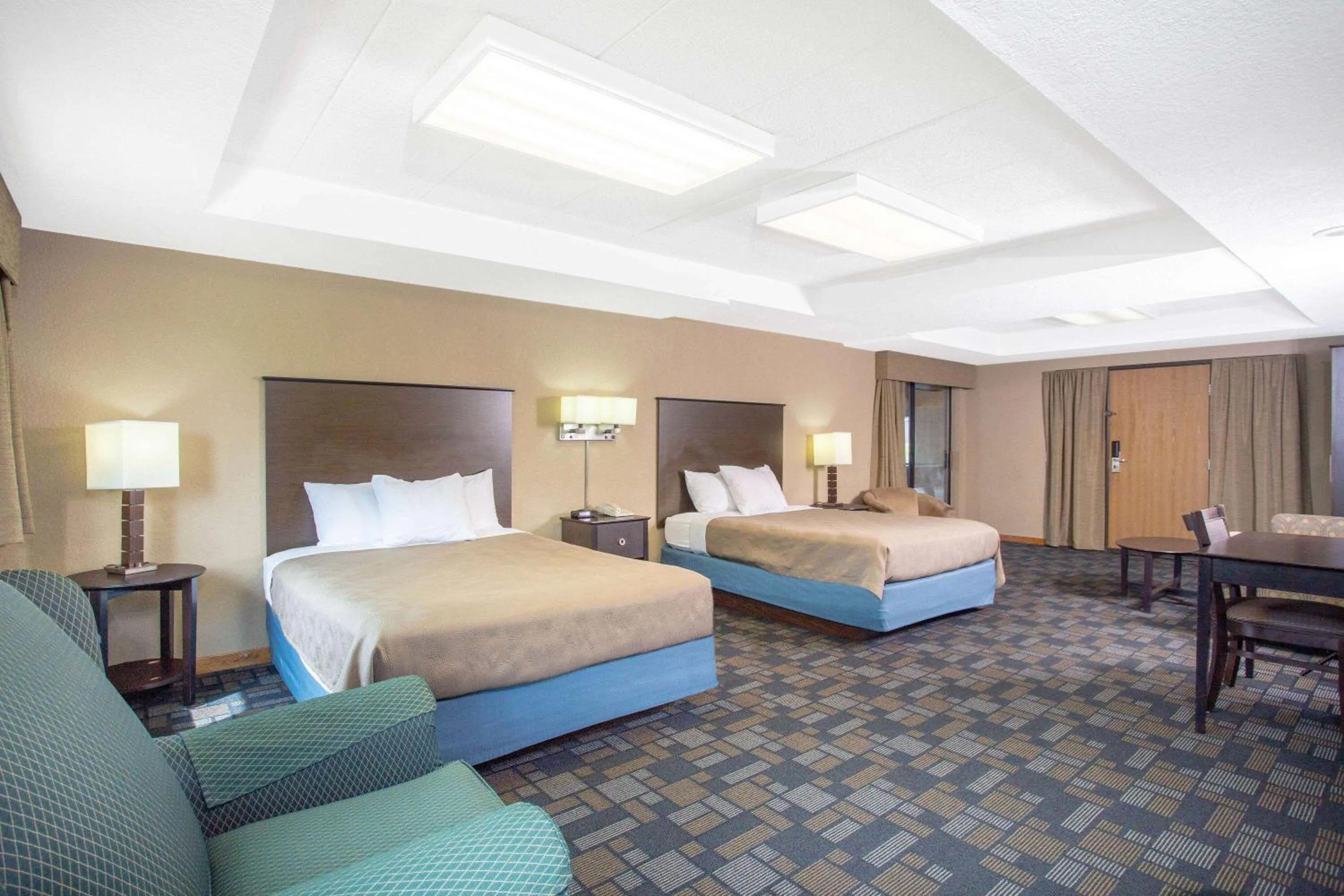 Photo of the whole room, Bed in AmericInn by Wyndham Hayward