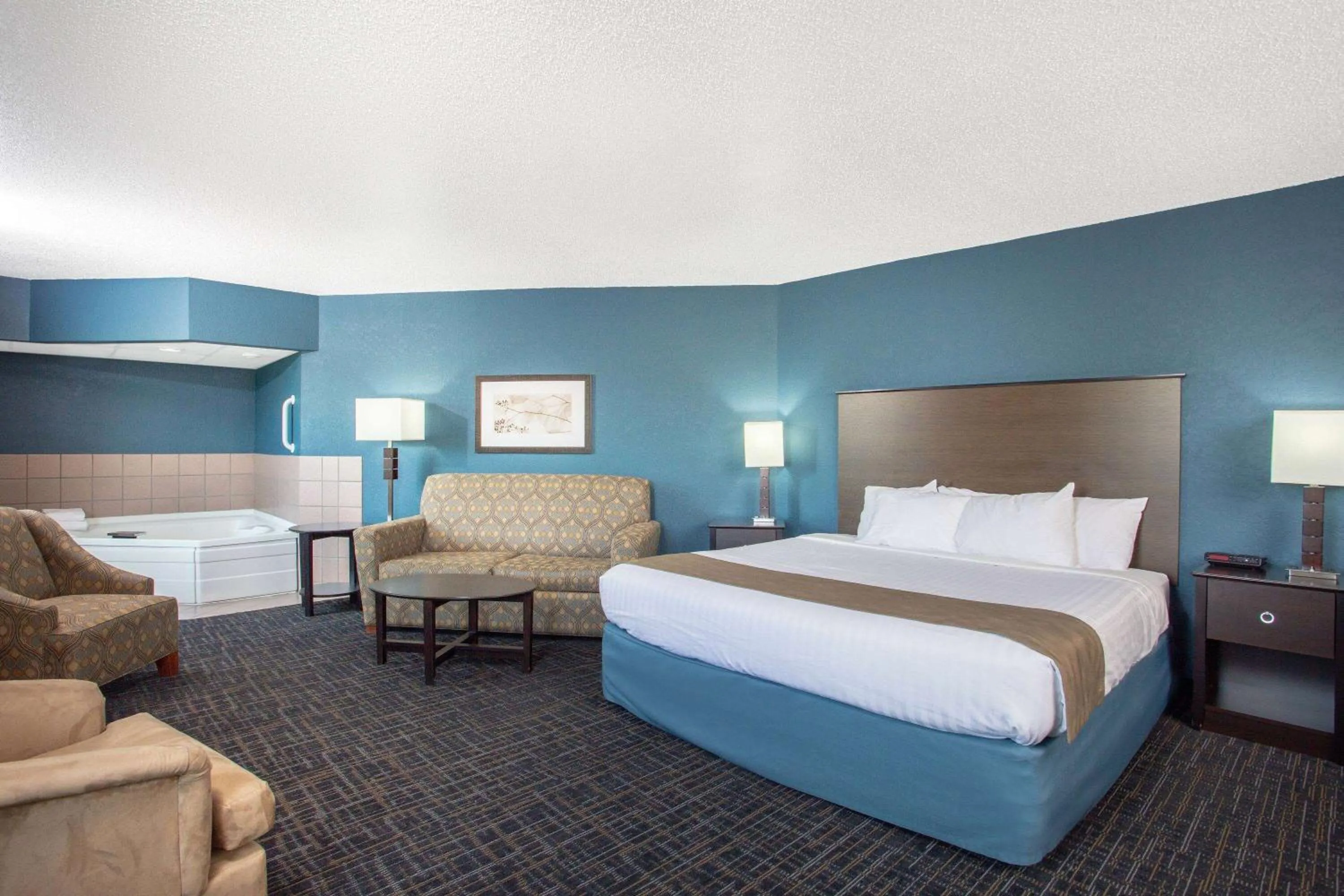 Photo of the whole room, Bed in AmericInn by Wyndham Hayward