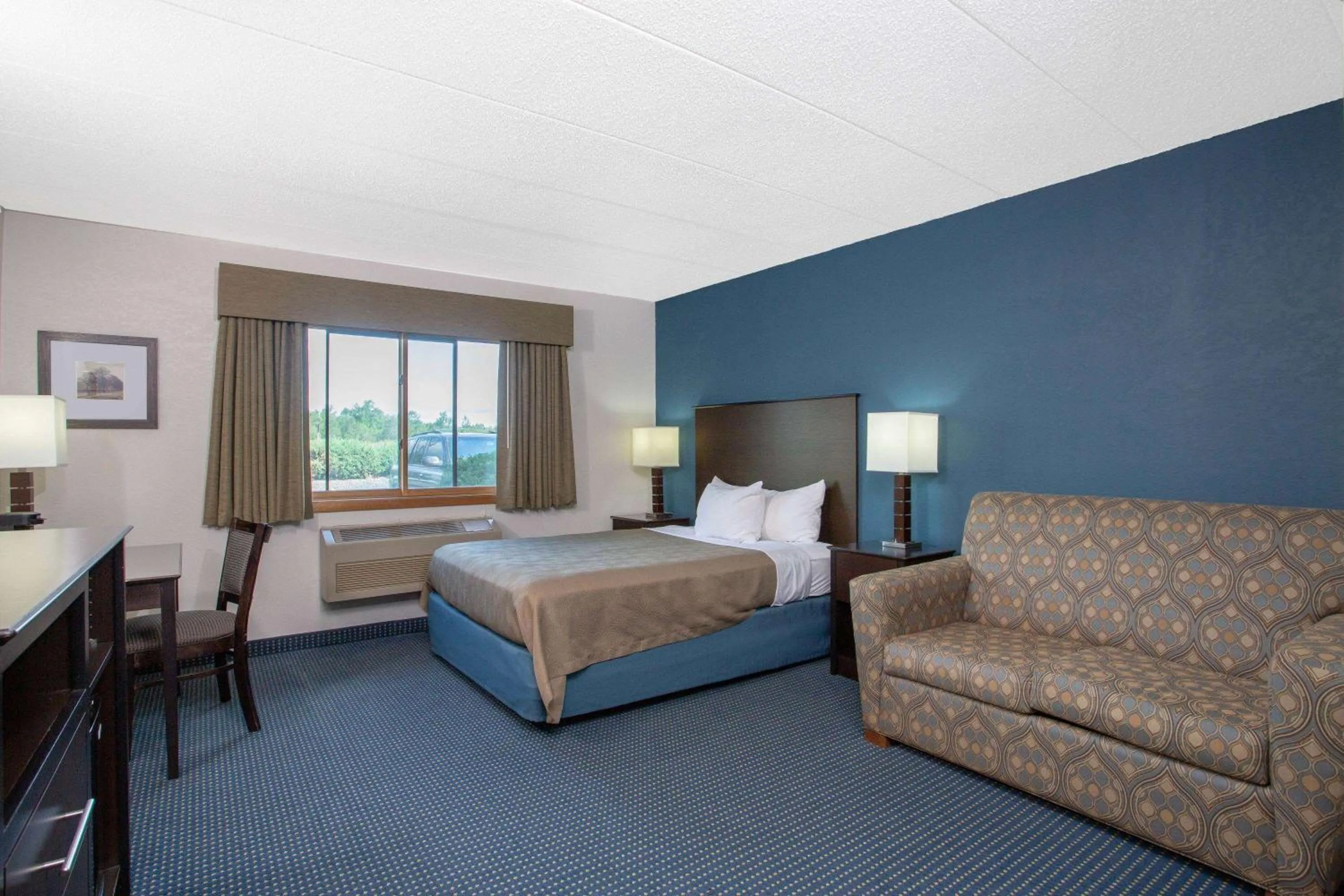 Photo of the whole room, Bed in AmericInn by Wyndham Hayward