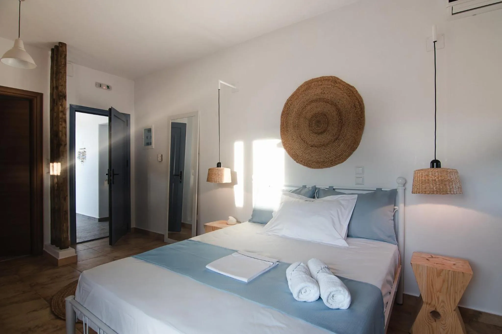 Bed in Kallisti Studios & Apartments